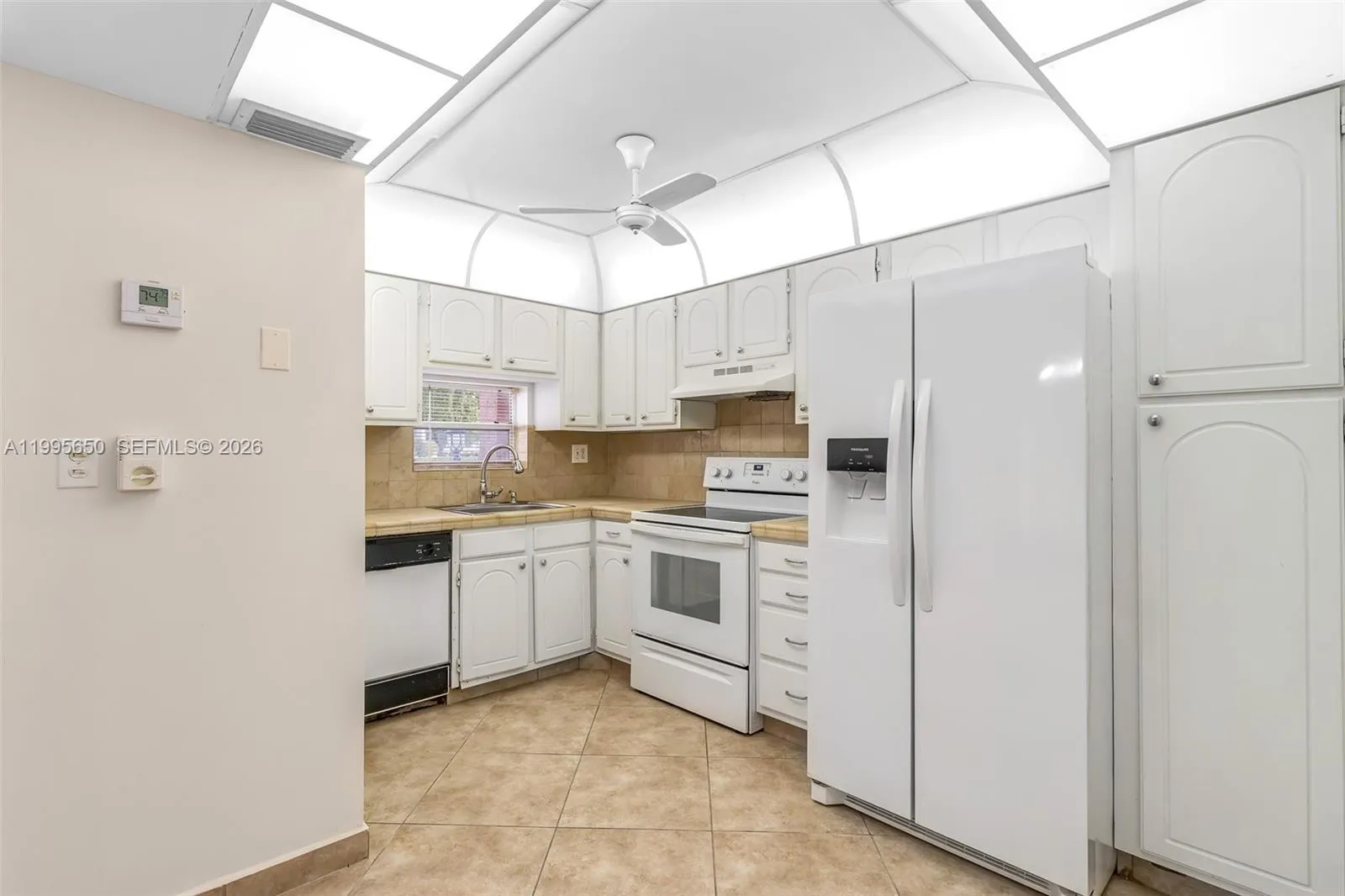 9820 S Hollybrook Lake Dr 106, Pembroke Pines, Flo, Pembroke Pines, Florida 33025, 1 Bedroom Bedrooms, ,1 BathroomBathrooms,Residential,For Sale,9820 S Hollybrook Lake Dr 106, Pembroke Pines, Flo,A11995650