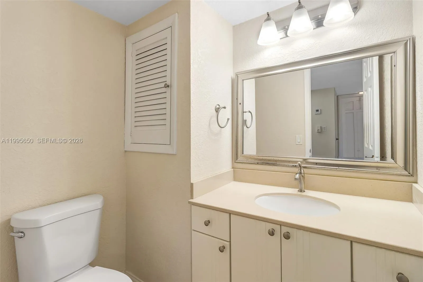 9820 S Hollybrook Lake Dr 106, Pembroke Pines, Flo, Pembroke Pines, Florida 33025, 1 Bedroom Bedrooms, ,1 BathroomBathrooms,Residential,For Sale,9820 S Hollybrook Lake Dr 106, Pembroke Pines, Flo,A11995650