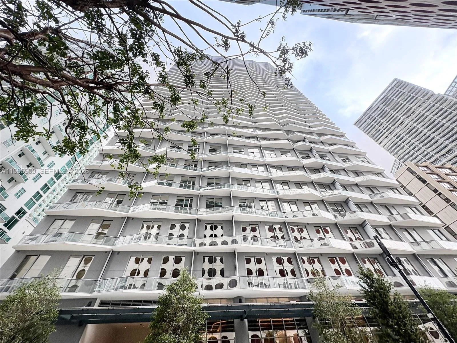 77 Se 5th Street 2908, Miami, Florida 33131, Miami, Florida 33131, 1 Bedroom Bedrooms, ,1 BathroomBathrooms,Residential Lease,For Rent,77 Se 5th Street 2908, Miami, Florida 33131,A11995950