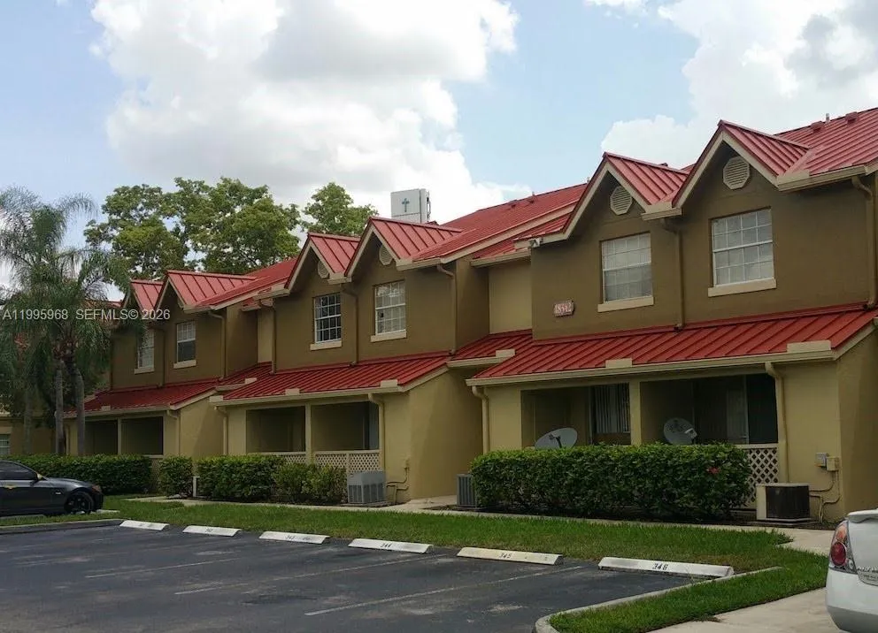 Hialeah, Florida 33015, 1 Bedroom Bedrooms, ,1 BathroomBathrooms,Residential Lease,For Rent,A11995968