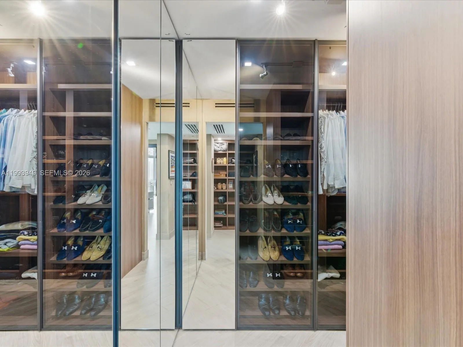 19955 Ne 38th Ct 1205, Aventura, Florida 33180, Aventura, Florida 33180, 2 Bedrooms Bedrooms, ,3 BathroomsBathrooms,Residential,For Sale,19955 Ne 38th Ct 1205, Aventura, Florida 33180,A11993949