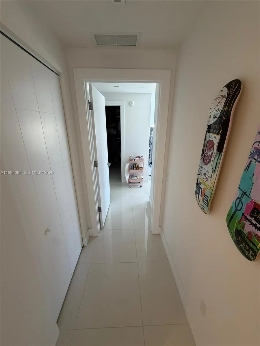 2960 Ne 207th St 1101, Aventura, Florida 33180, Aventura, Florida 33180, 2 Bedrooms Bedrooms, ,2 BathroomsBathrooms,Residential Lease,For Rent,2960 Ne 207th St 1101, Aventura, Florida 33180,A11996006