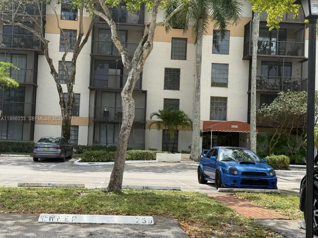 5550 Nw 44th St 5550 Nw 44th St 418b, Lauderhill, Lauderhill, Florida 33319, 2 Bedrooms Bedrooms, ,2 BathroomsBathrooms,Residential Lease,For Rent,5550 Nw 44th St 5550 Nw 44th St 418b, Lauderhill, ,A11996033