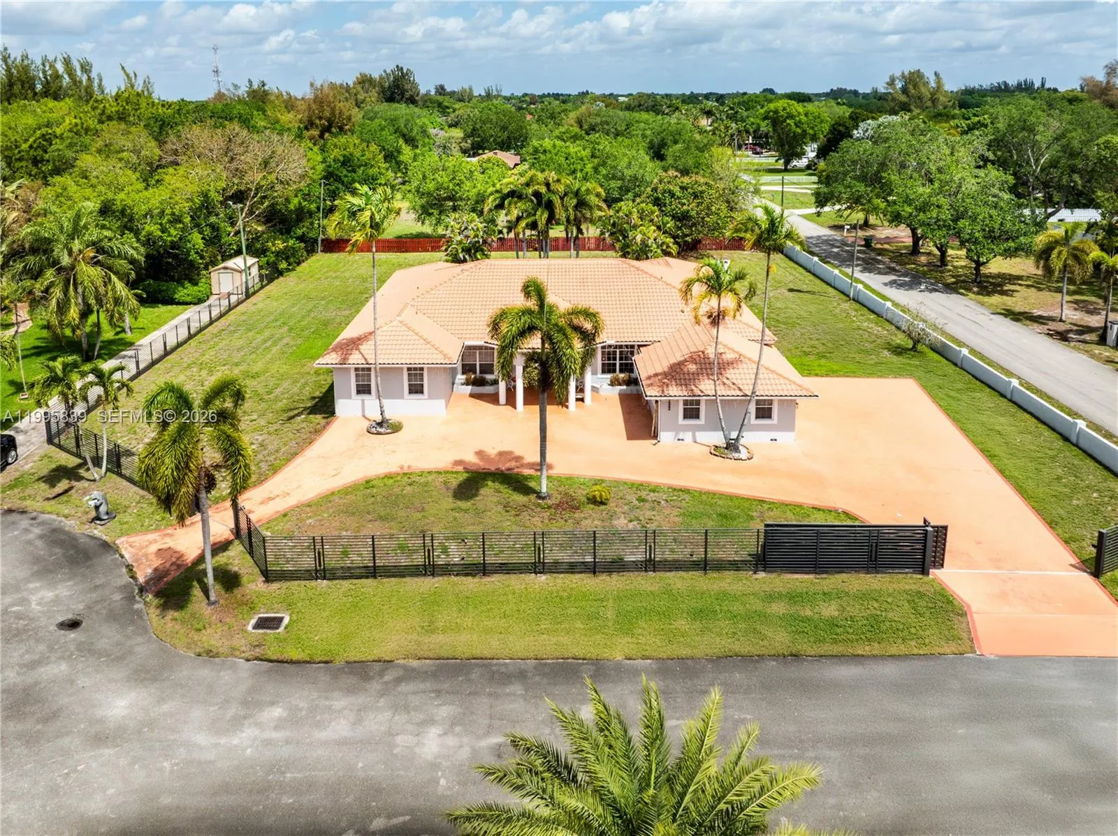 5303 Sw 111th Ter, Davie, Florida 33328, Davie, Florida 33328, 5 Bedrooms Bedrooms, ,4 BathroomsBathrooms,Residential,For Sale,5303 Sw 111th Ter, Davie, Florida 33328,A11995839