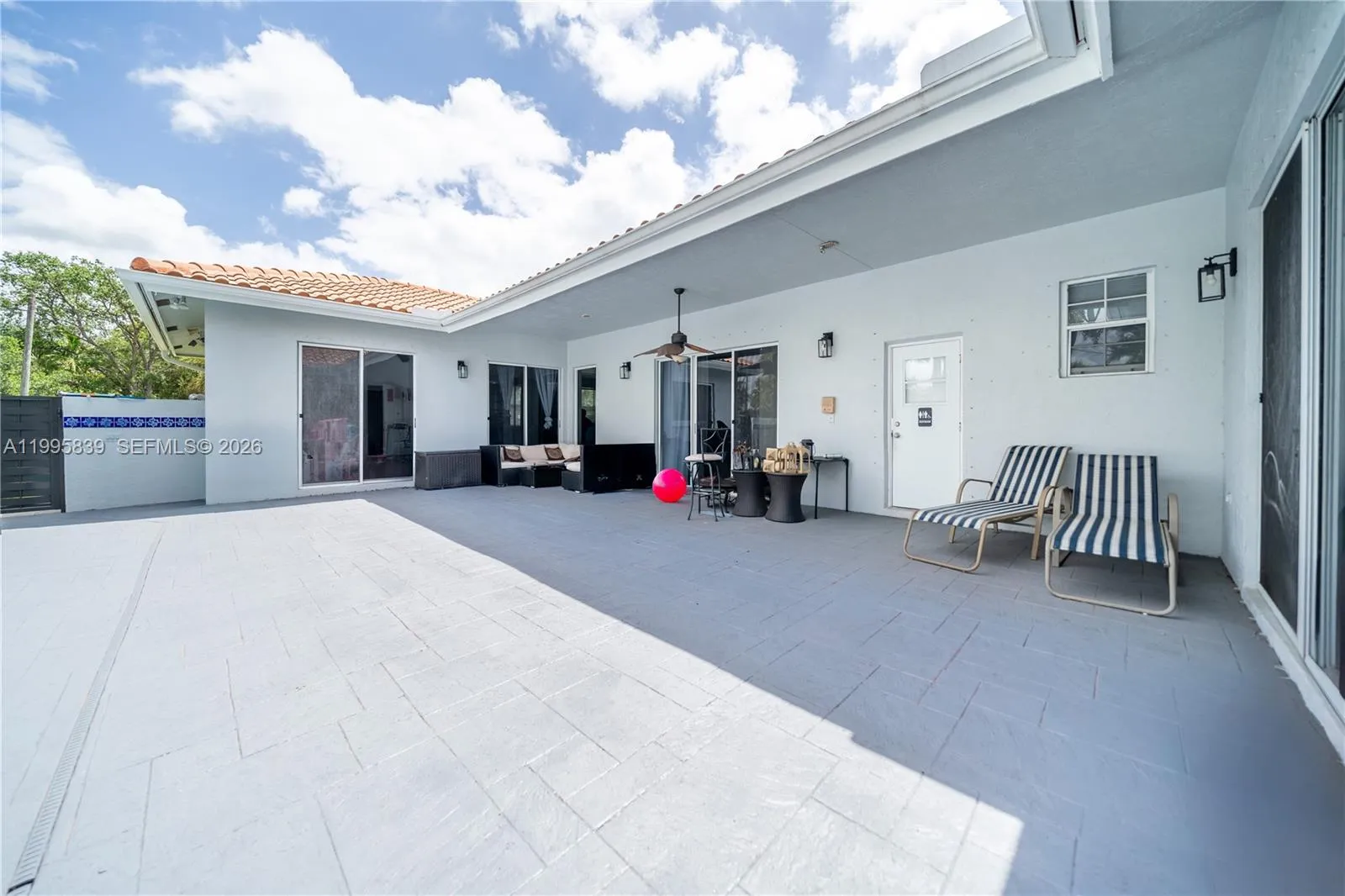 5303 Sw 111th Ter, Davie, Florida 33328, Davie, Florida 33328, 5 Bedrooms Bedrooms, ,4 BathroomsBathrooms,Residential,For Sale,5303 Sw 111th Ter, Davie, Florida 33328,A11995839