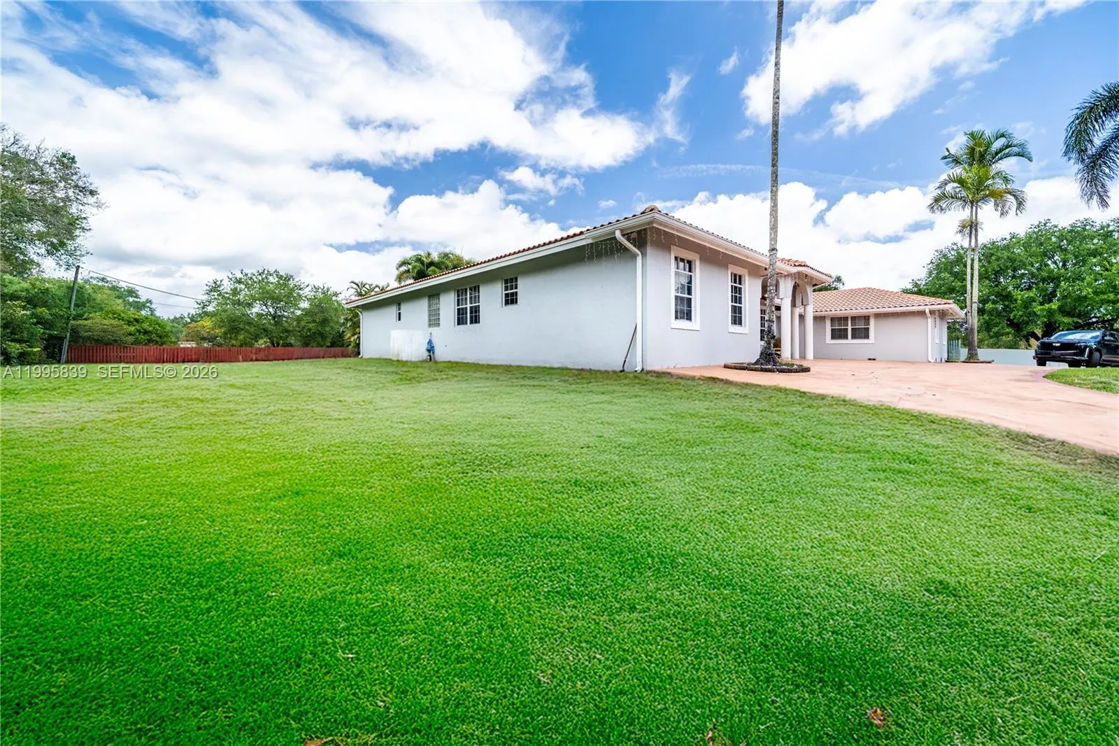 5303 Sw 111th Ter, Davie, Florida 33328, Davie, Florida 33328, 5 Bedrooms Bedrooms, ,4 BathroomsBathrooms,Residential,For Sale,5303 Sw 111th Ter, Davie, Florida 33328,A11995839