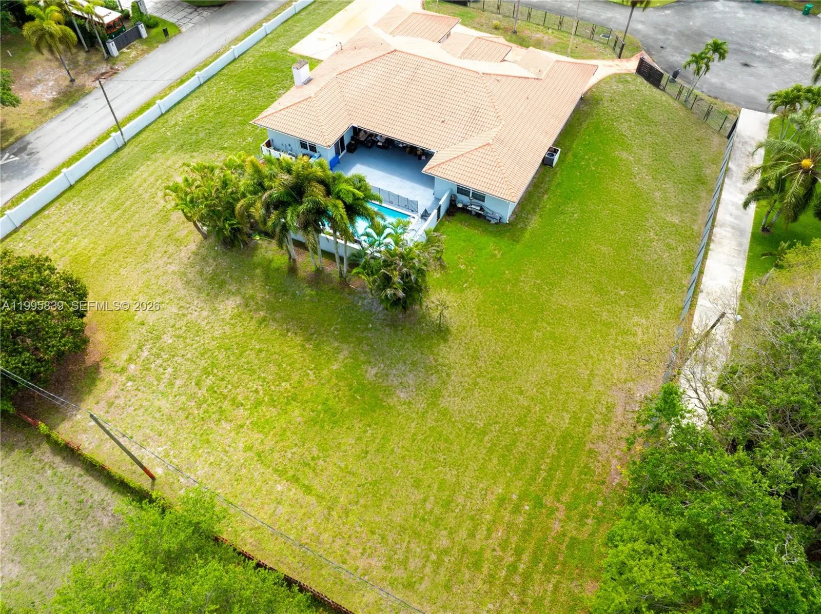 5303 Sw 111th Ter, Davie, Florida 33328, Davie, Florida 33328, 5 Bedrooms Bedrooms, ,4 BathroomsBathrooms,Residential,For Sale,5303 Sw 111th Ter, Davie, Florida 33328,A11995839