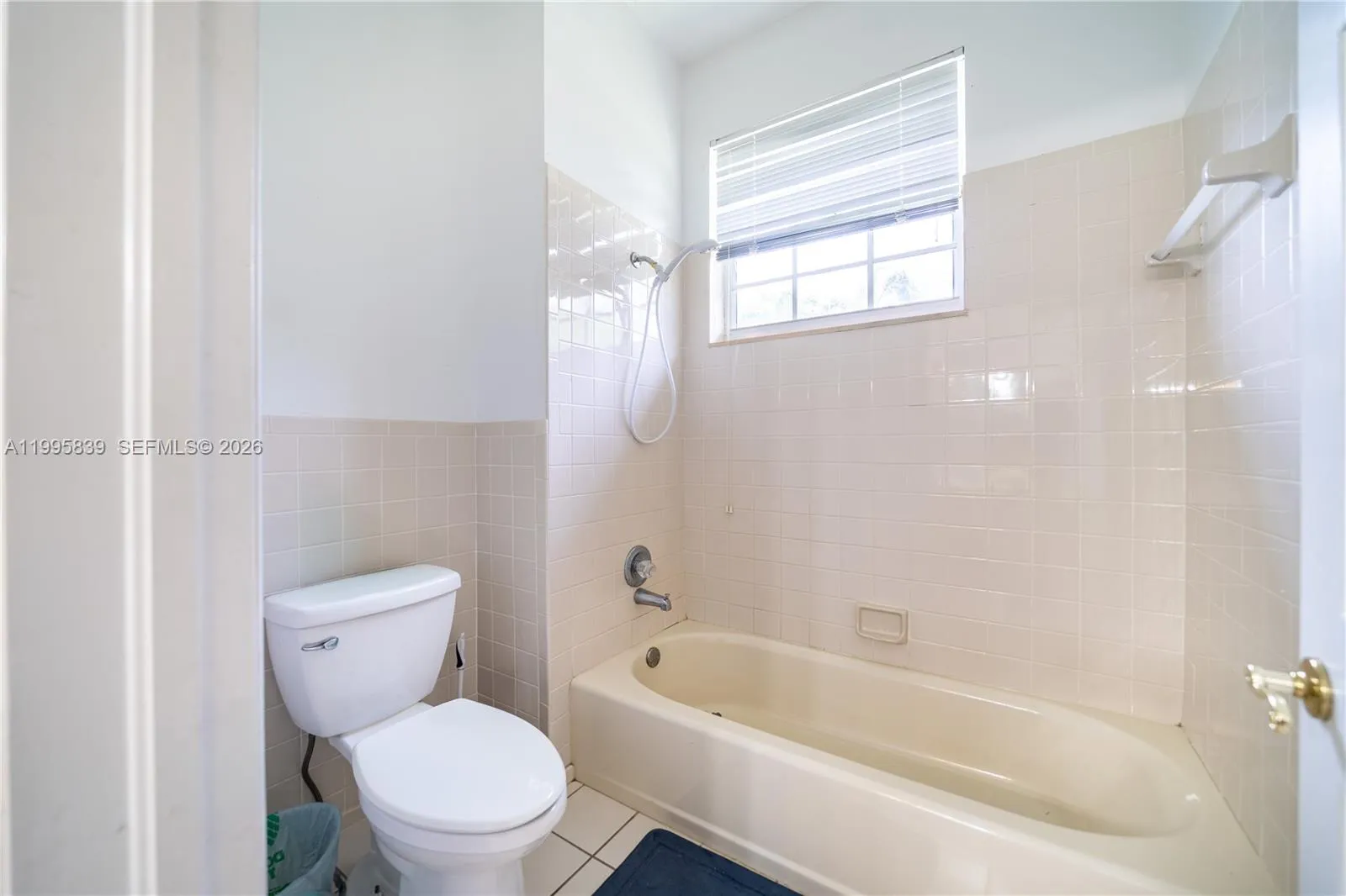 5303 Sw 111th Ter, Davie, Florida 33328, Davie, Florida 33328, 5 Bedrooms Bedrooms, ,4 BathroomsBathrooms,Residential,For Sale,5303 Sw 111th Ter, Davie, Florida 33328,A11995839