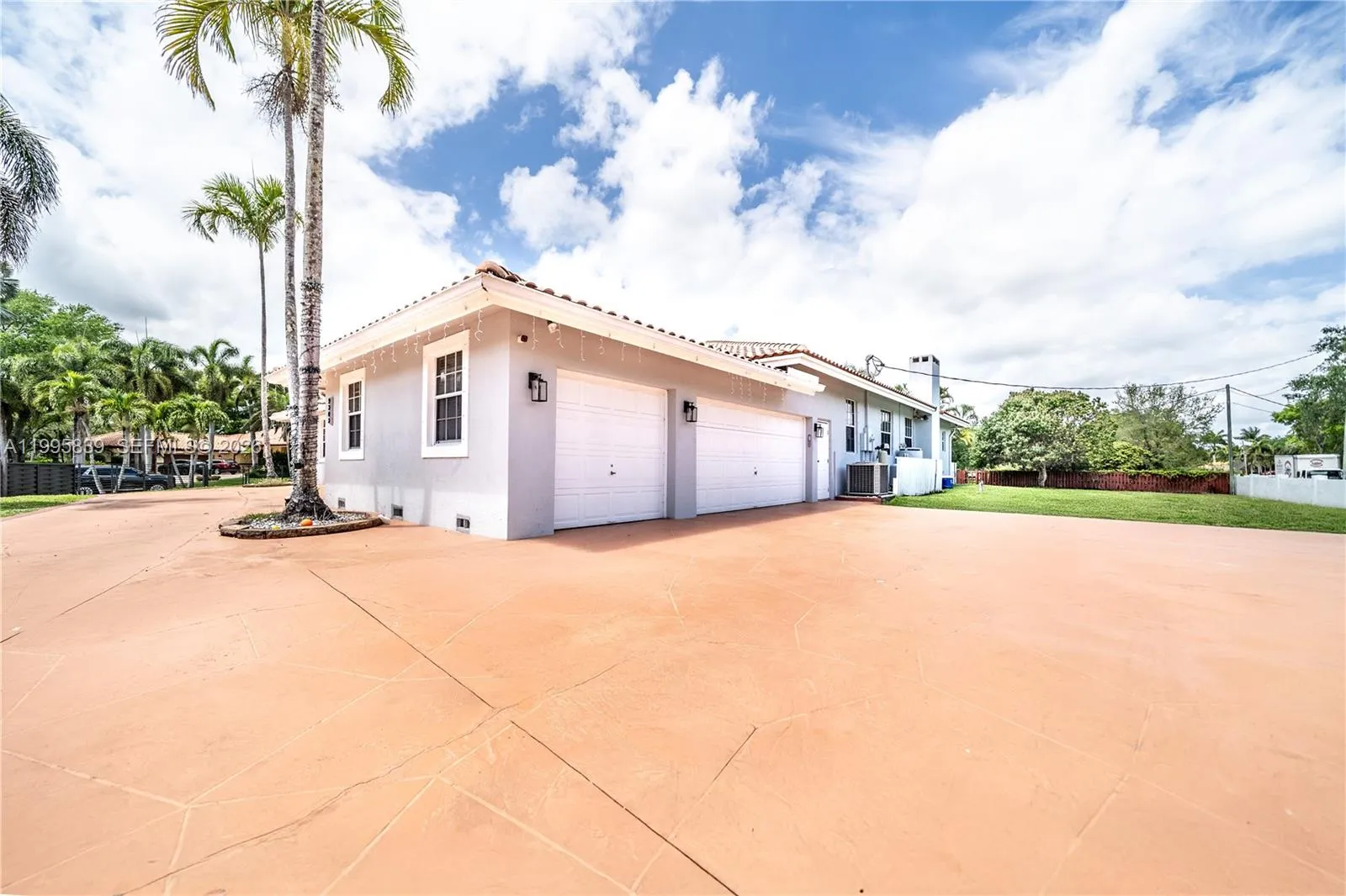 5303 Sw 111th Ter, Davie, Florida 33328, Davie, Florida 33328, 5 Bedrooms Bedrooms, ,4 BathroomsBathrooms,Residential,For Sale,5303 Sw 111th Ter, Davie, Florida 33328,A11995839