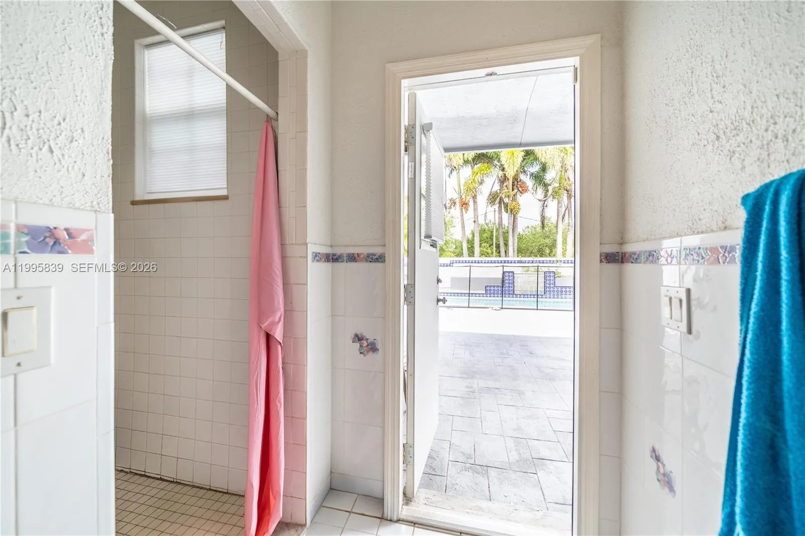 5303 Sw 111th Ter, Davie, Florida 33328, Davie, Florida 33328, 5 Bedrooms Bedrooms, ,4 BathroomsBathrooms,Residential,For Sale,5303 Sw 111th Ter, Davie, Florida 33328,A11995839