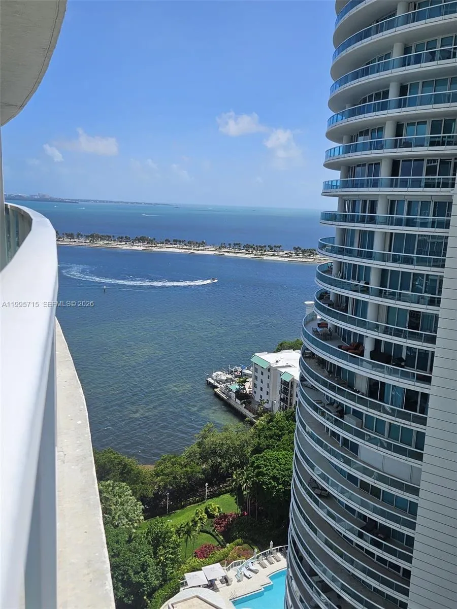 2101 Brickell Ave 2111, Miami, Florida 33129, Miami, Florida 33129, 1 Bedroom Bedrooms, ,1 BathroomBathrooms,Residential Lease,For Rent,2101 Brickell Ave 2111, Miami, Florida 33129,A11995715