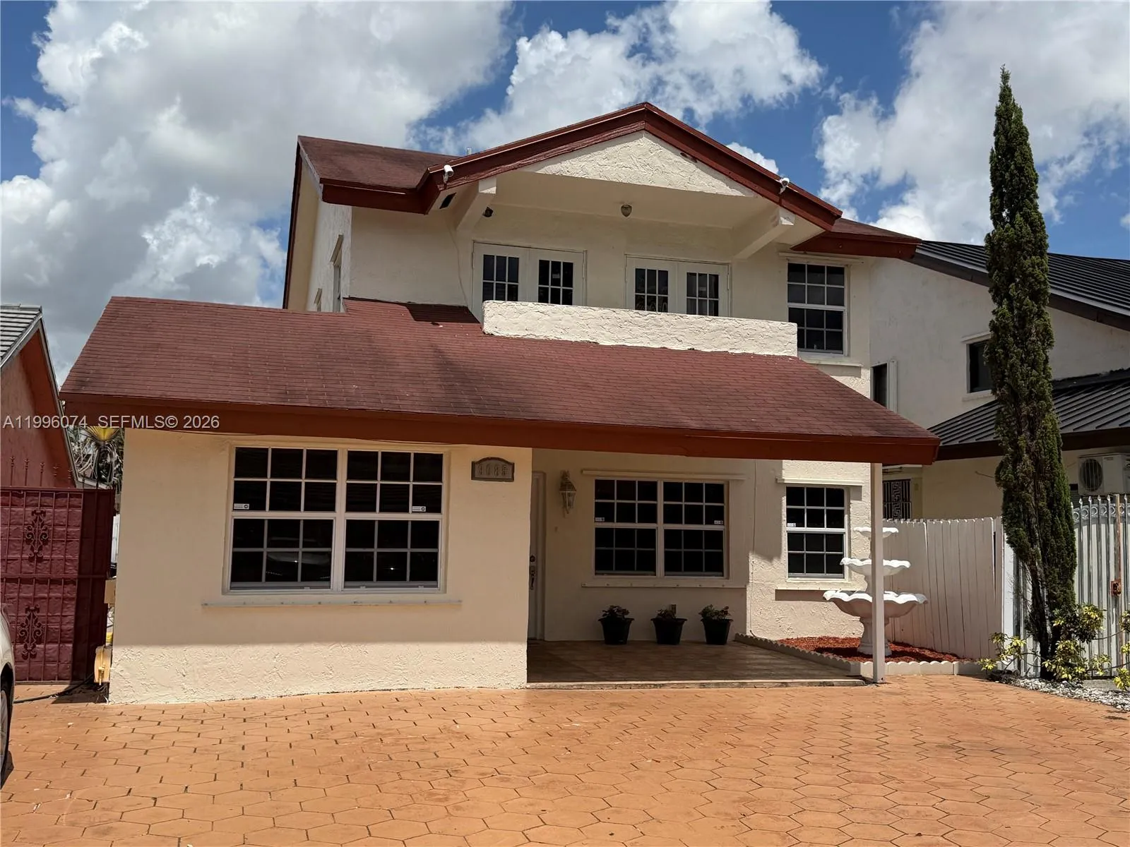 9085 Grand Canal Dr, Miami, Florida 33174, Miami, Florida 33174, 5 Bedrooms Bedrooms, ,3 BathroomsBathrooms,Residential,For Sale,9085 Grand Canal Dr, Miami, Florida 33174,A11996074