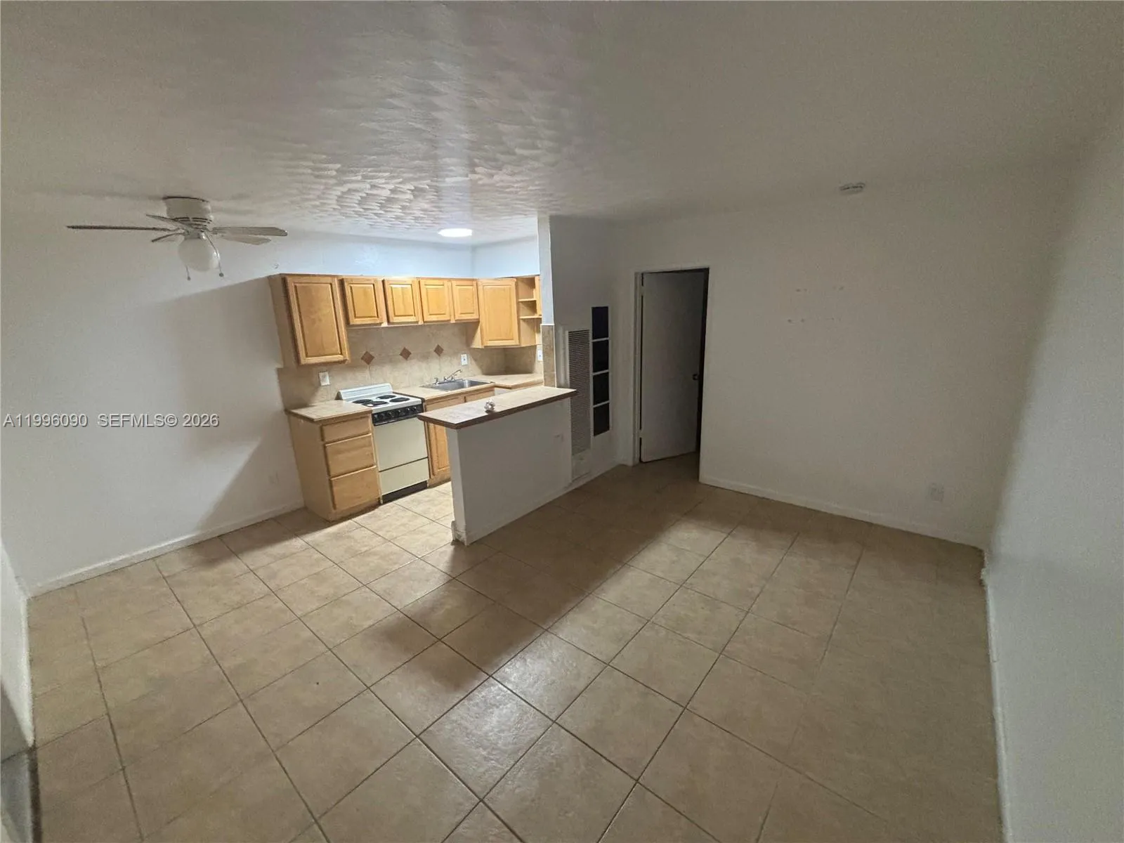 610 Ne 12th Ave 3, Fort Lauderdale, Florida 33304, Fort Lauderdale, Florida 33304, 1 Bedroom Bedrooms, ,1 BathroomBathrooms,Residential Lease,For Rent,610 Ne 12th Ave 3, Fort Lauderdale, Florida 33304,A11996090