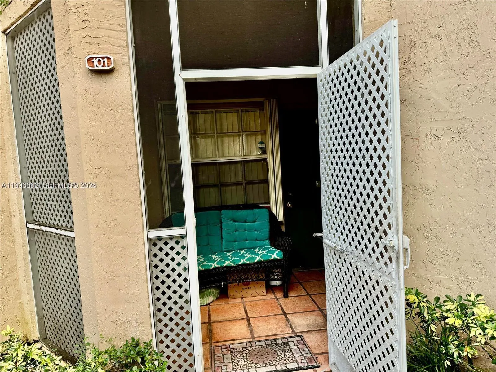 8664 Sw 3rd St 101, Pembroke Pines, Florida 33025, Pembroke Pines, Florida 33025, 1 Bedroom Bedrooms, ,2 BathroomsBathrooms,Residential,For Sale,8664 Sw 3rd St 101, Pembroke Pines, Florida 33025,A11996093