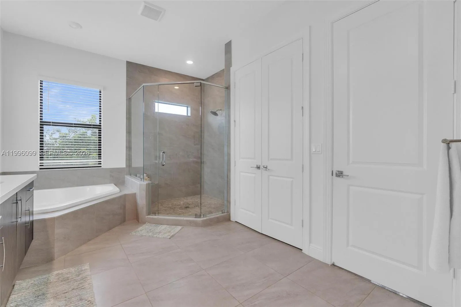 9150 Parkland Bay Dr, Parkland, Florida 33076, Parkland, Florida 33076, 5 Bedrooms Bedrooms, 8 Rooms Rooms,5 BathroomsBathrooms,Residential,For Sale,9150 Parkland Bay Dr, Parkland, Florida 33076,A11996099