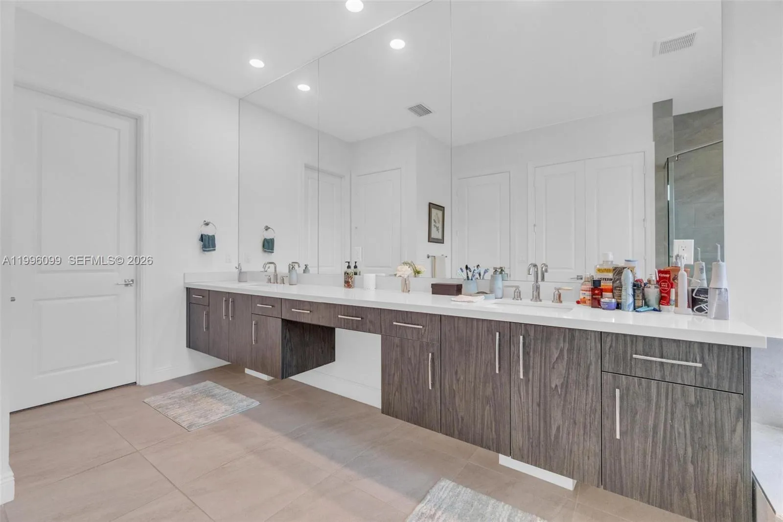 9150 Parkland Bay Dr, Parkland, Florida 33076, Parkland, Florida 33076, 5 Bedrooms Bedrooms, 8 Rooms Rooms,5 BathroomsBathrooms,Residential,For Sale,9150 Parkland Bay Dr, Parkland, Florida 33076,A11996099