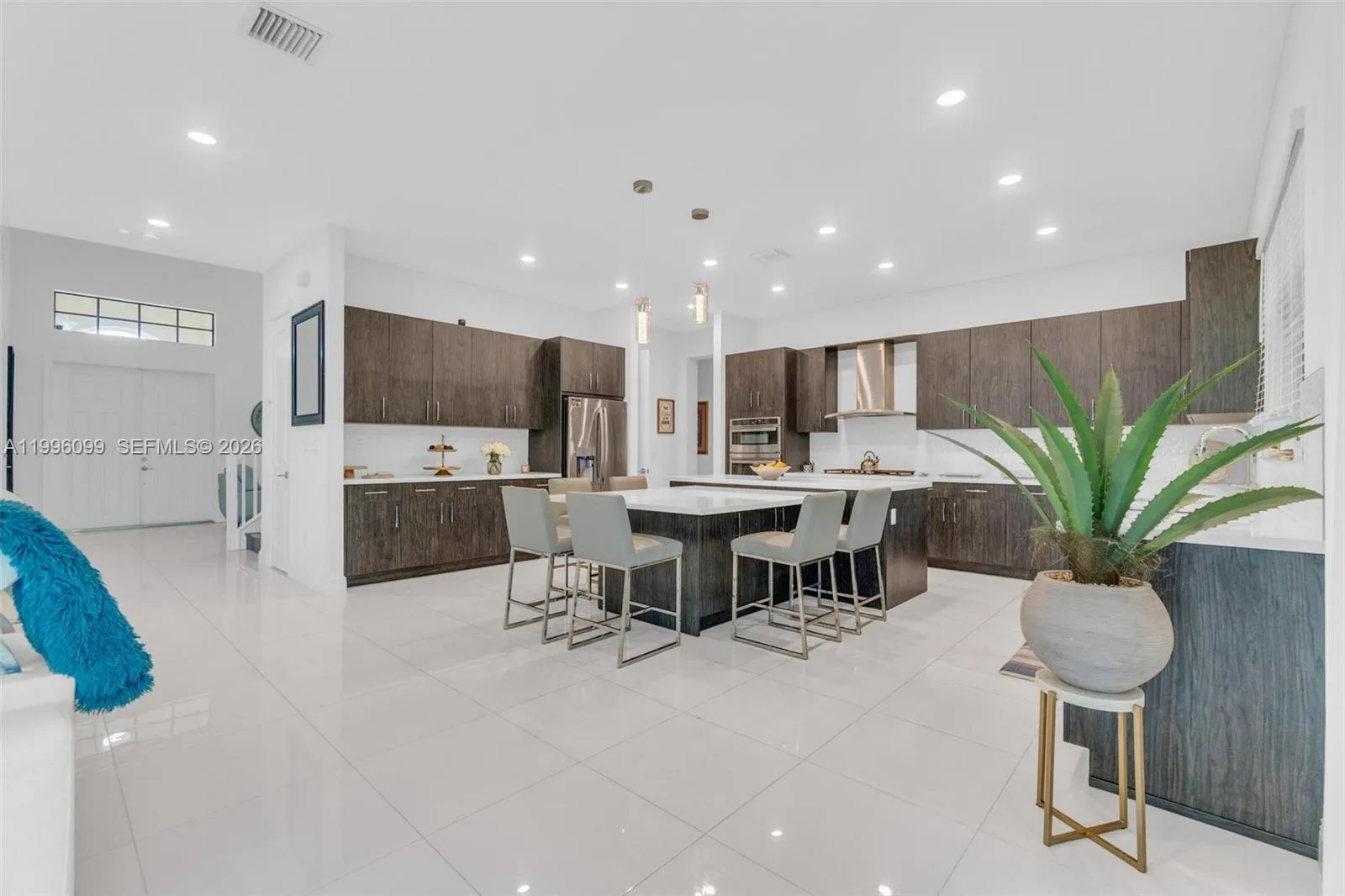 9150 Parkland Bay Dr, Parkland, Florida 33076, Parkland, Florida 33076, 5 Bedrooms Bedrooms, 8 Rooms Rooms,5 BathroomsBathrooms,Residential,For Sale,9150 Parkland Bay Dr, Parkland, Florida 33076,A11996099