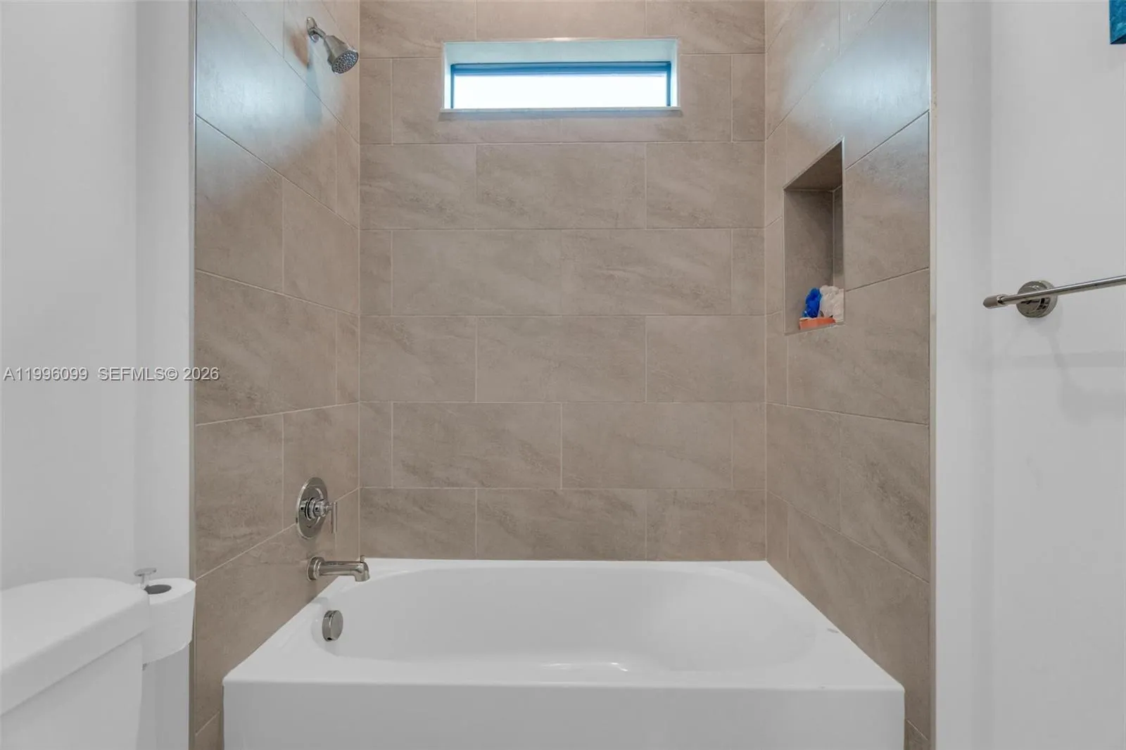 9150 Parkland Bay Dr, Parkland, Florida 33076, Parkland, Florida 33076, 5 Bedrooms Bedrooms, 8 Rooms Rooms,5 BathroomsBathrooms,Residential,For Sale,9150 Parkland Bay Dr, Parkland, Florida 33076,A11996099