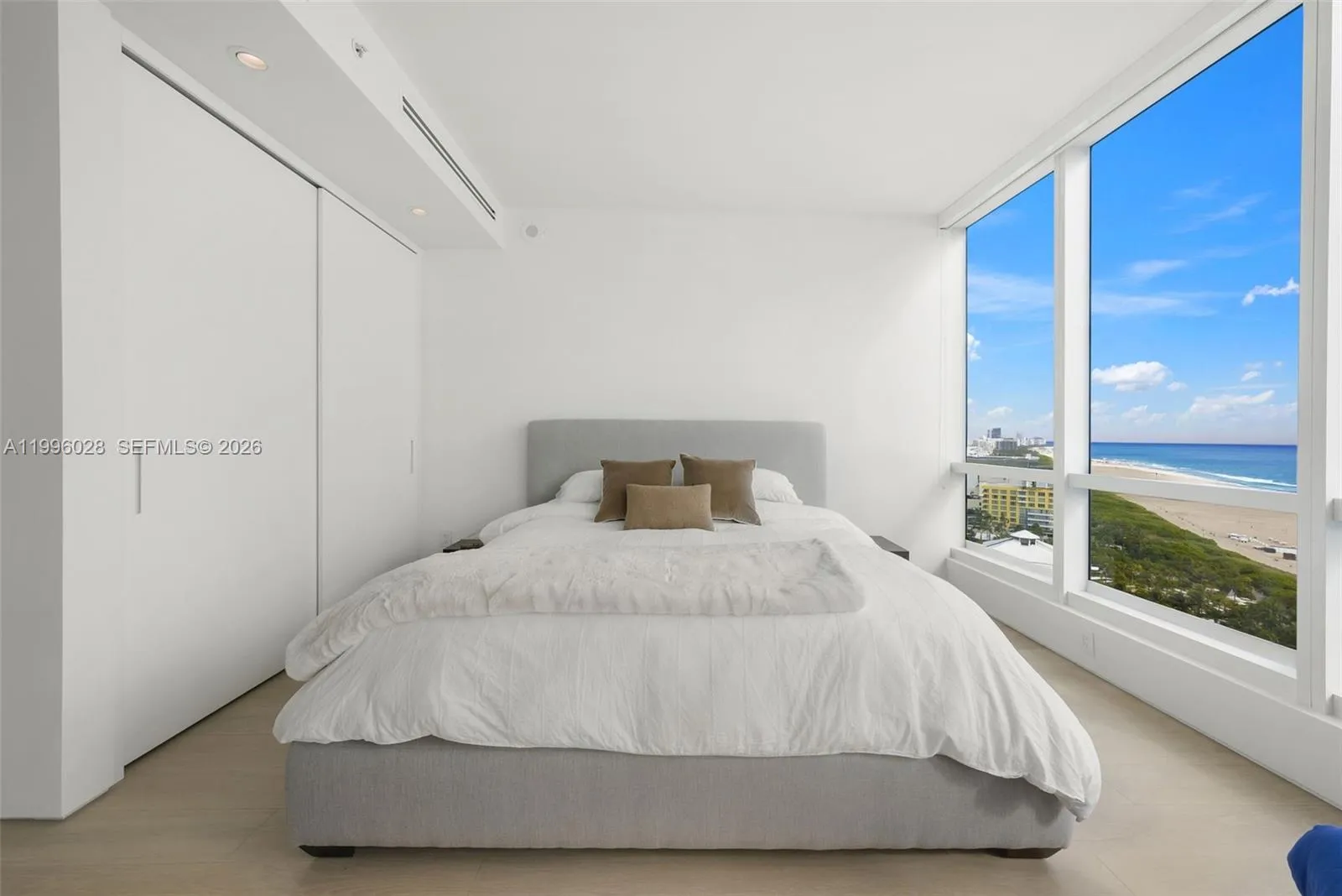 100 S Pointe Dr 1906/07, Miami Beach, Florida 3313, Miami Beach, Florida 33139, 5 Bedrooms Bedrooms, ,4 BathroomsBathrooms,Residential,For Sale,100 S Pointe Dr 1906/07, Miami Beach, Florida 3313,A11996028