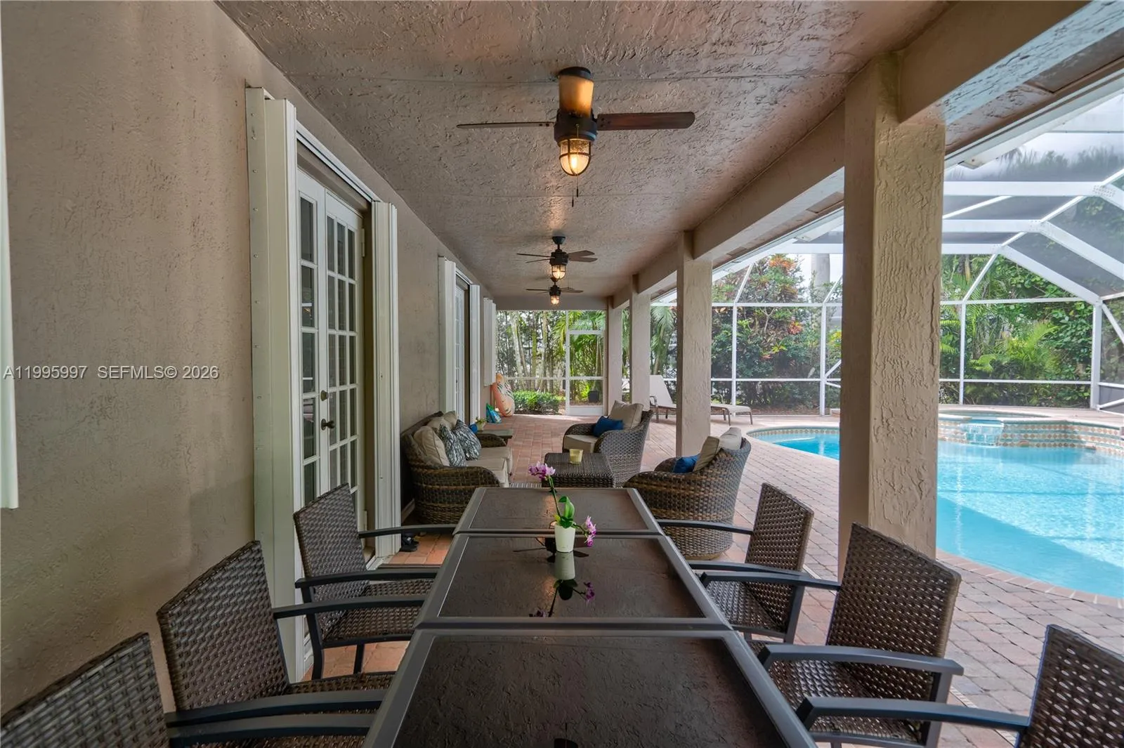 Plenty of space for table and outdoor seating