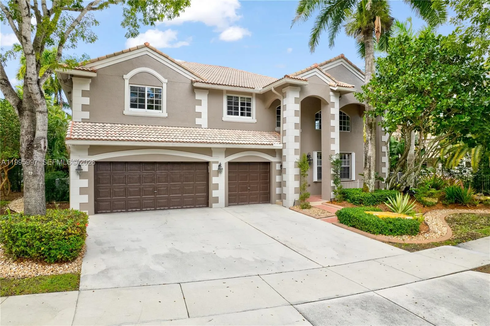 Plenty of space to park many vehicles