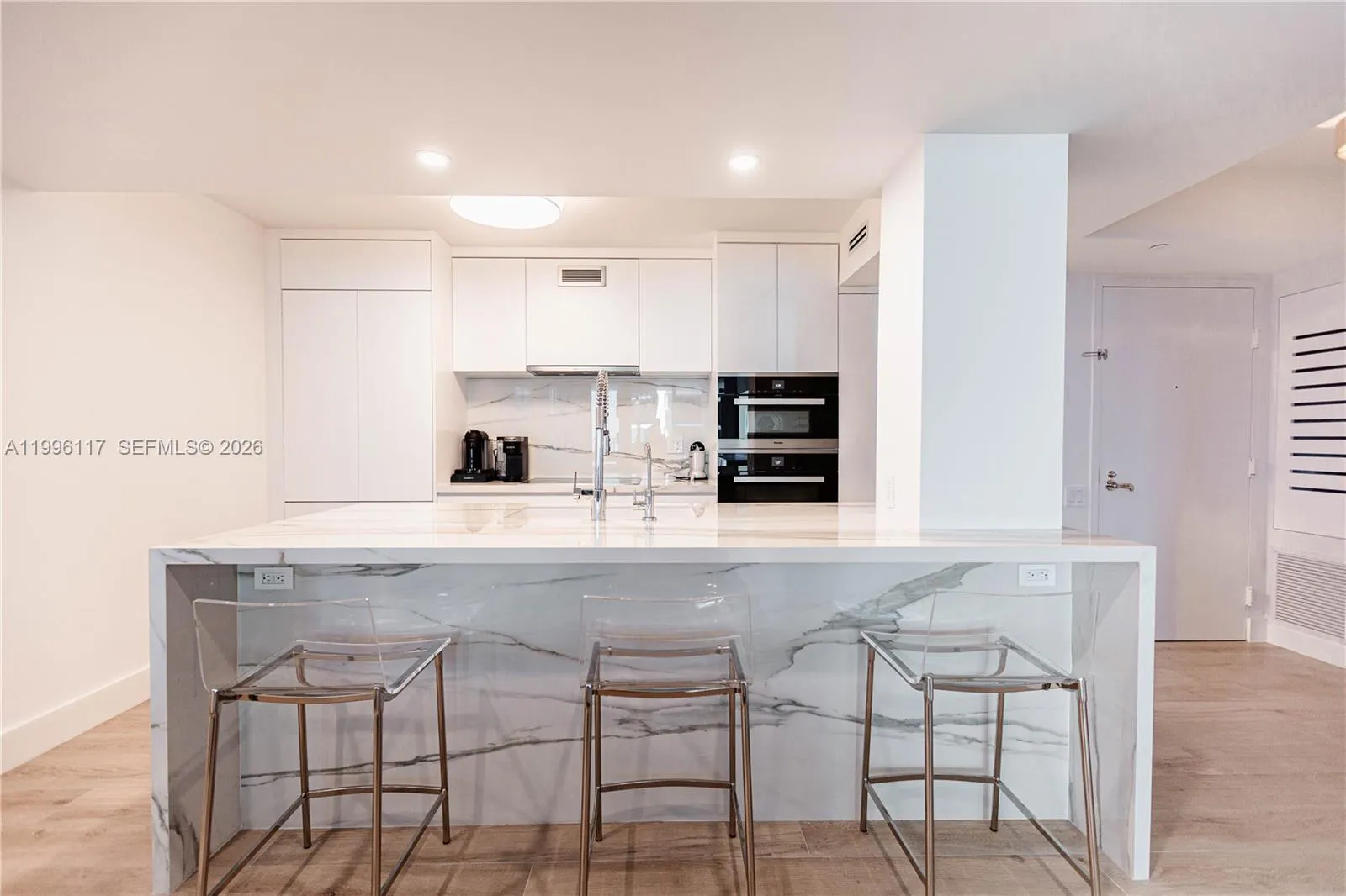 1500 Ocean Dr 904, Miami Beach, Florida 33139, Miami Beach, Florida 33139, 2 Bedrooms Bedrooms, ,3 BathroomsBathrooms,Residential,For Sale,1500 Ocean Dr 904, Miami Beach, Florida 33139,A11996117