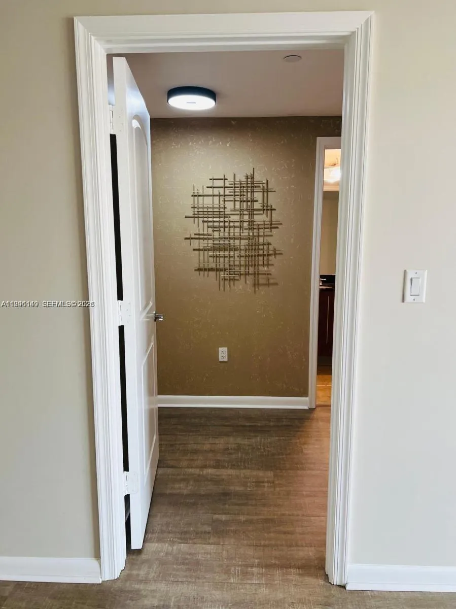 7350 Sw 89th St 906s, Miami, Florida 33156, Miami, Florida 33156, 2 Bedrooms Bedrooms, ,2 BathroomsBathrooms,Residential Lease,For Rent,7350 Sw 89th St 906s, Miami, Florida 33156,A11996149