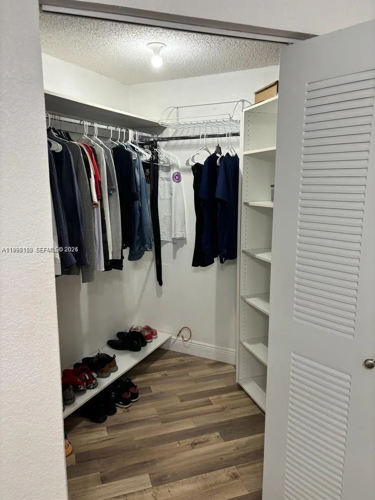 9403 Fontainebleau Blvd 211-21, Miami, Florida 331, Miami, Florida 33172, 2 Bedrooms Bedrooms, ,2 BathroomsBathrooms,Residential Lease,For Rent,9403 Fontainebleau Blvd 211-21, Miami, Florida 331,A11996152