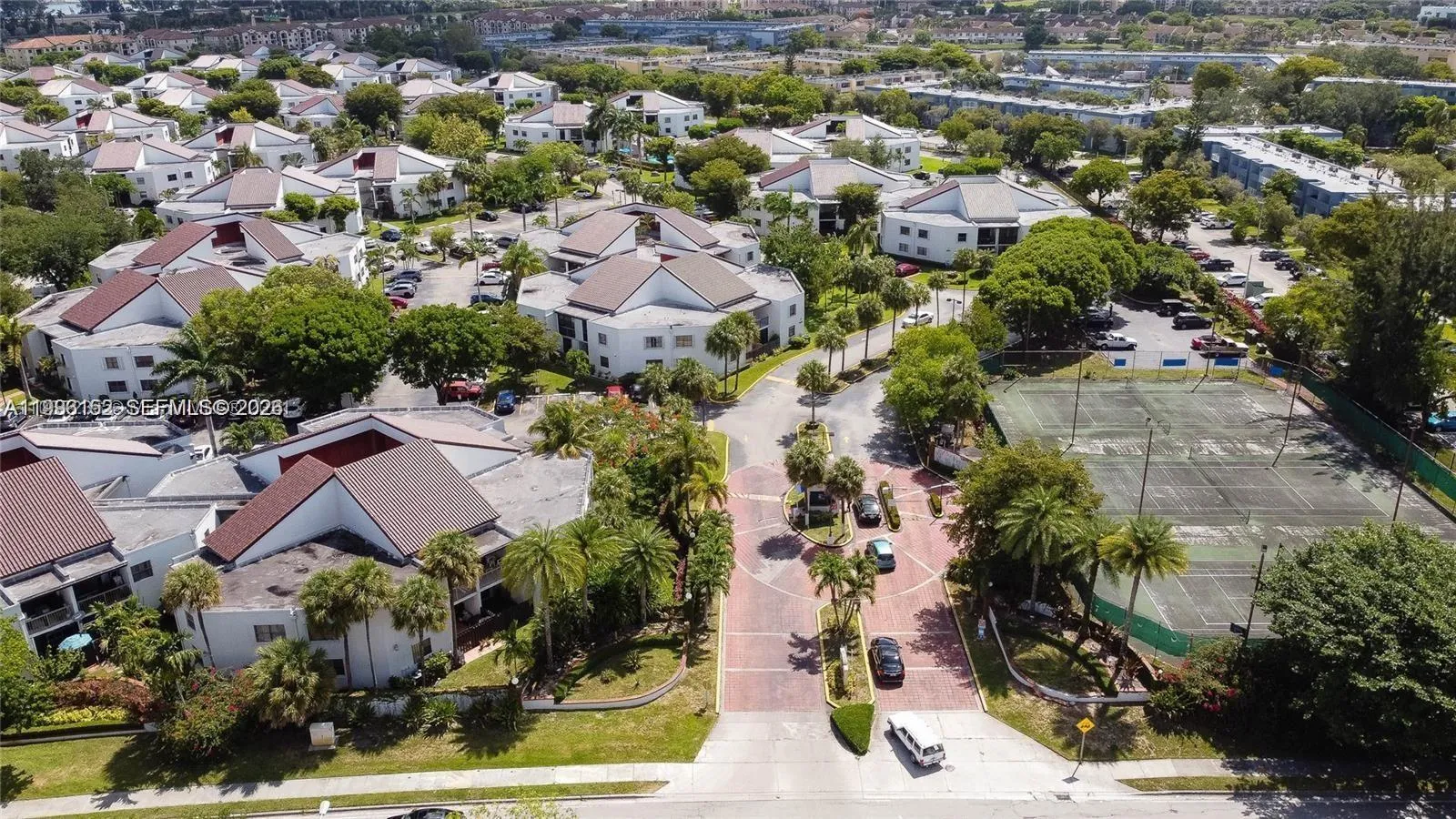 9403 Fontainebleau Blvd 211-21, Miami, Florida 331, Miami, Florida 33172, 2 Bedrooms Bedrooms, ,2 BathroomsBathrooms,Residential Lease,For Rent,9403 Fontainebleau Blvd 211-21, Miami, Florida 331,A11996152