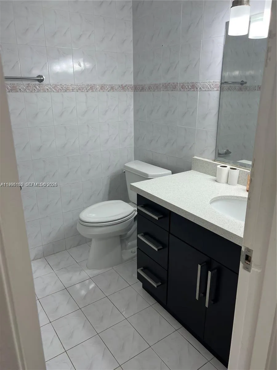 9403 Fontainebleau Blvd 211-21, Miami, Florida 331, Miami, Florida 33172, 2 Bedrooms Bedrooms, ,2 BathroomsBathrooms,Residential Lease,For Rent,9403 Fontainebleau Blvd 211-21, Miami, Florida 331,A11996152