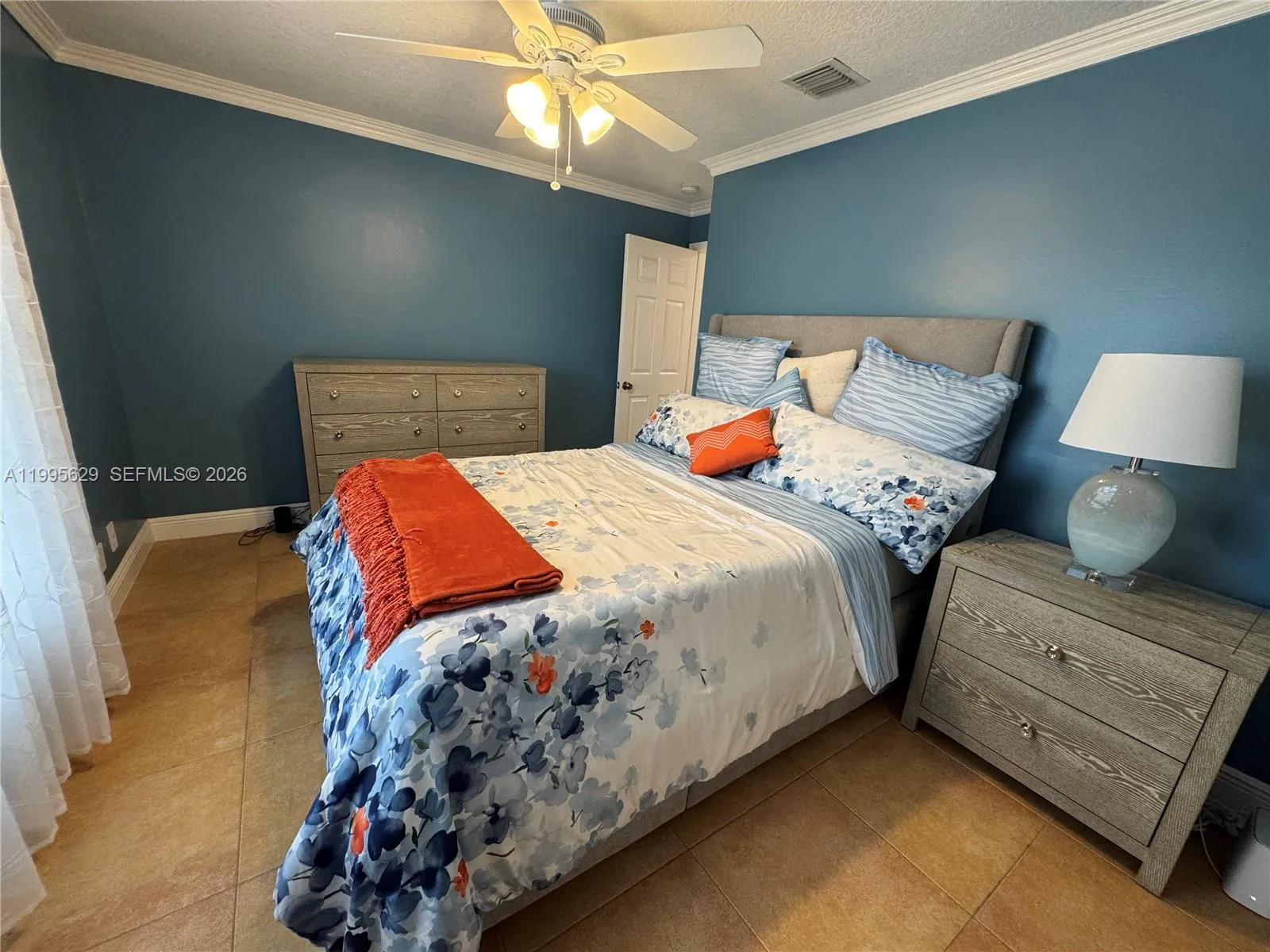 2723 E Abiaca Cir, Davie, Florida 33328, Davie, Florida 33328, 4 Bedrooms Bedrooms, ,2 BathroomsBathrooms,Residential,For Sale,2723 E Abiaca Cir, Davie, Florida 33328,A11995629