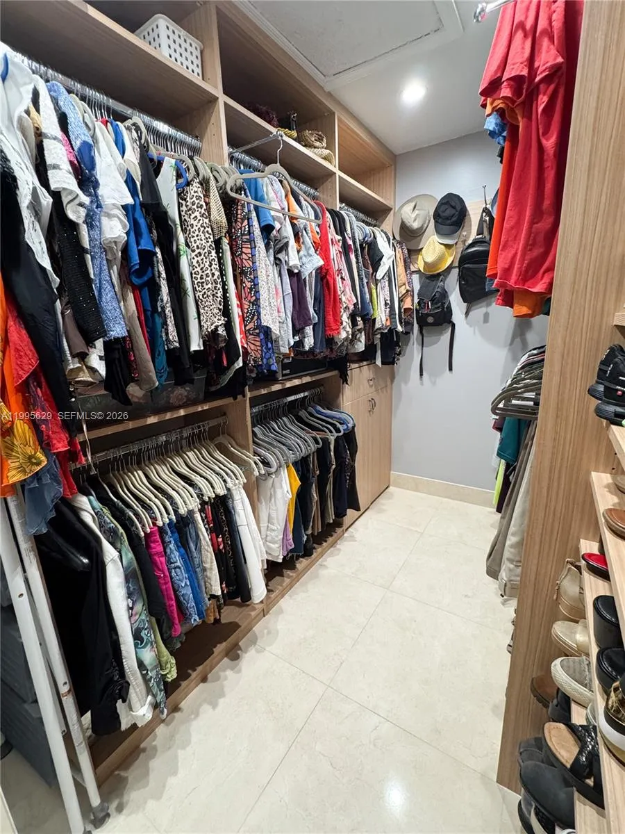 2723 E Abiaca Cir, Davie, Florida 33328, Davie, Florida 33328, 4 Bedrooms Bedrooms, ,2 BathroomsBathrooms,Residential,For Sale,2723 E Abiaca Cir, Davie, Florida 33328,A11995629