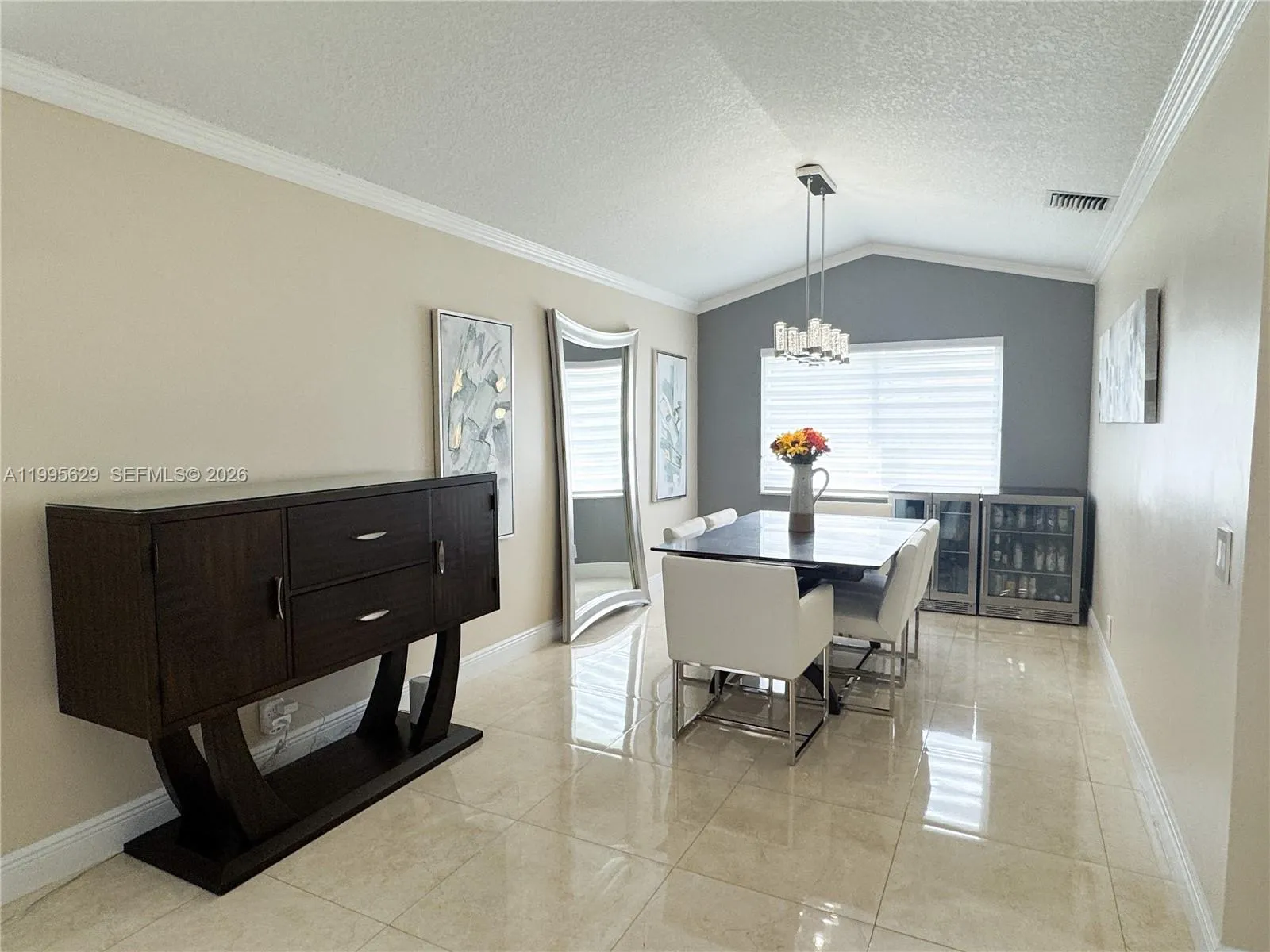 2723 E Abiaca Cir, Davie, Florida 33328, Davie, Florida 33328, 4 Bedrooms Bedrooms, ,2 BathroomsBathrooms,Residential,For Sale,2723 E Abiaca Cir, Davie, Florida 33328,A11995629