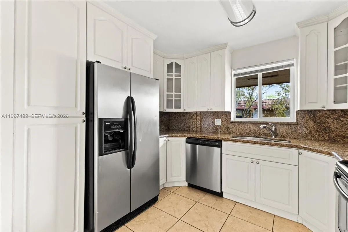 2323 Van Buren St 208, Hollywood, Florida 33020, Hollywood, Florida 33020, 2 Bedrooms Bedrooms, ,2 BathroomsBathrooms,Residential,For Sale,2323 Van Buren St 208, Hollywood, Florida 33020,A11987422