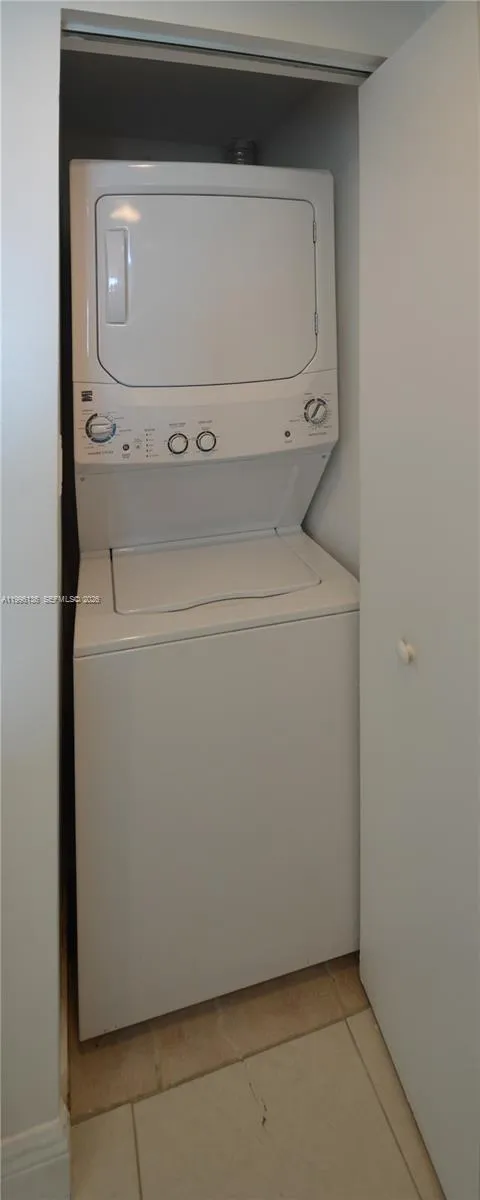 325 S Biscayne Blvd 2320, Miami, Florida 33131, Miami, Florida 33131, 1 Bedroom Bedrooms, ,1 BathroomBathrooms,Residential Lease,For Rent,325 S Biscayne Blvd 2320, Miami, Florida 33131,A11996136