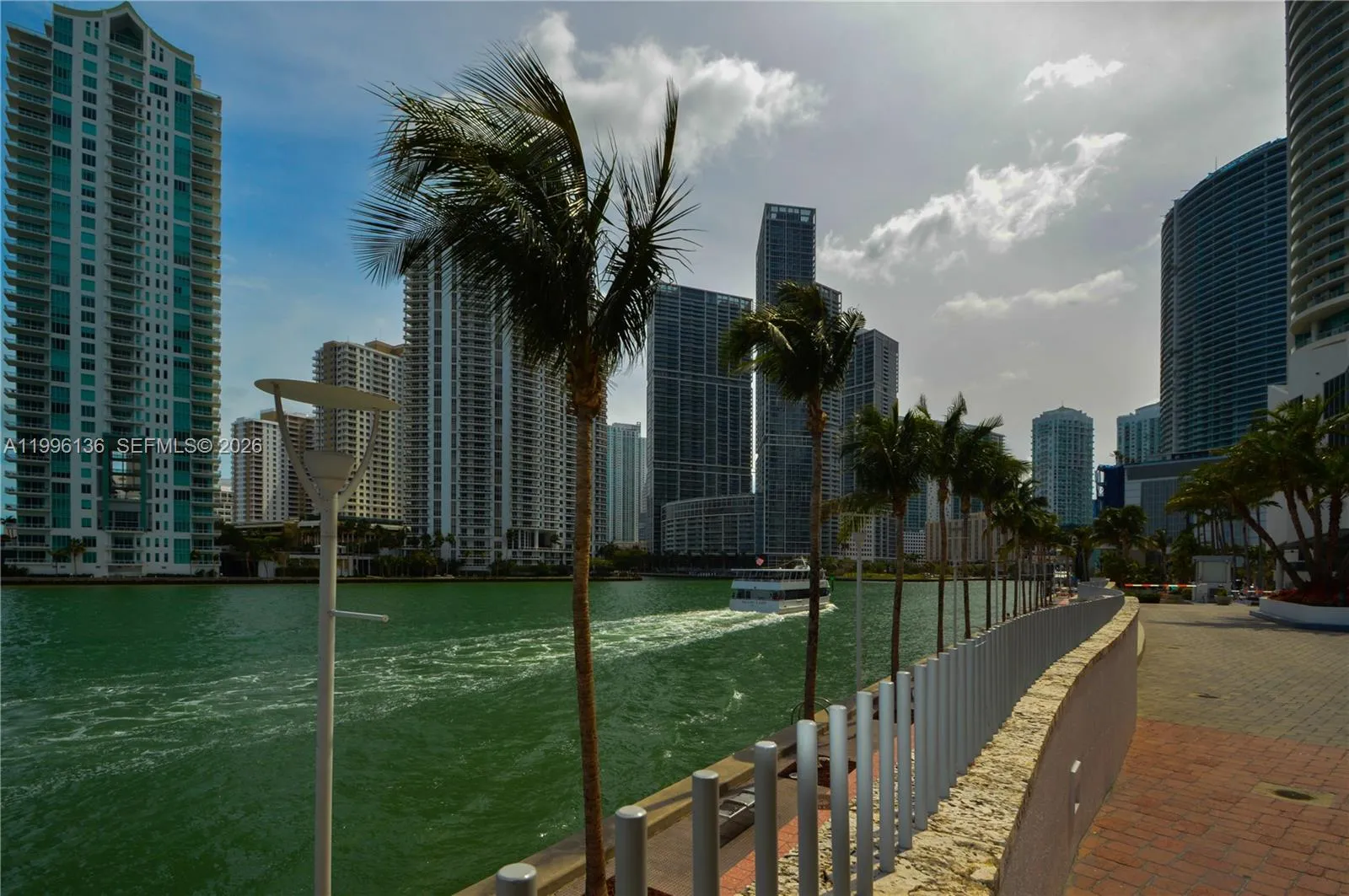 325 S Biscayne Blvd 2320, Miami, Florida 33131, Miami, Florida 33131, 1 Bedroom Bedrooms, ,1 BathroomBathrooms,Residential Lease,For Rent,325 S Biscayne Blvd 2320, Miami, Florida 33131,A11996136