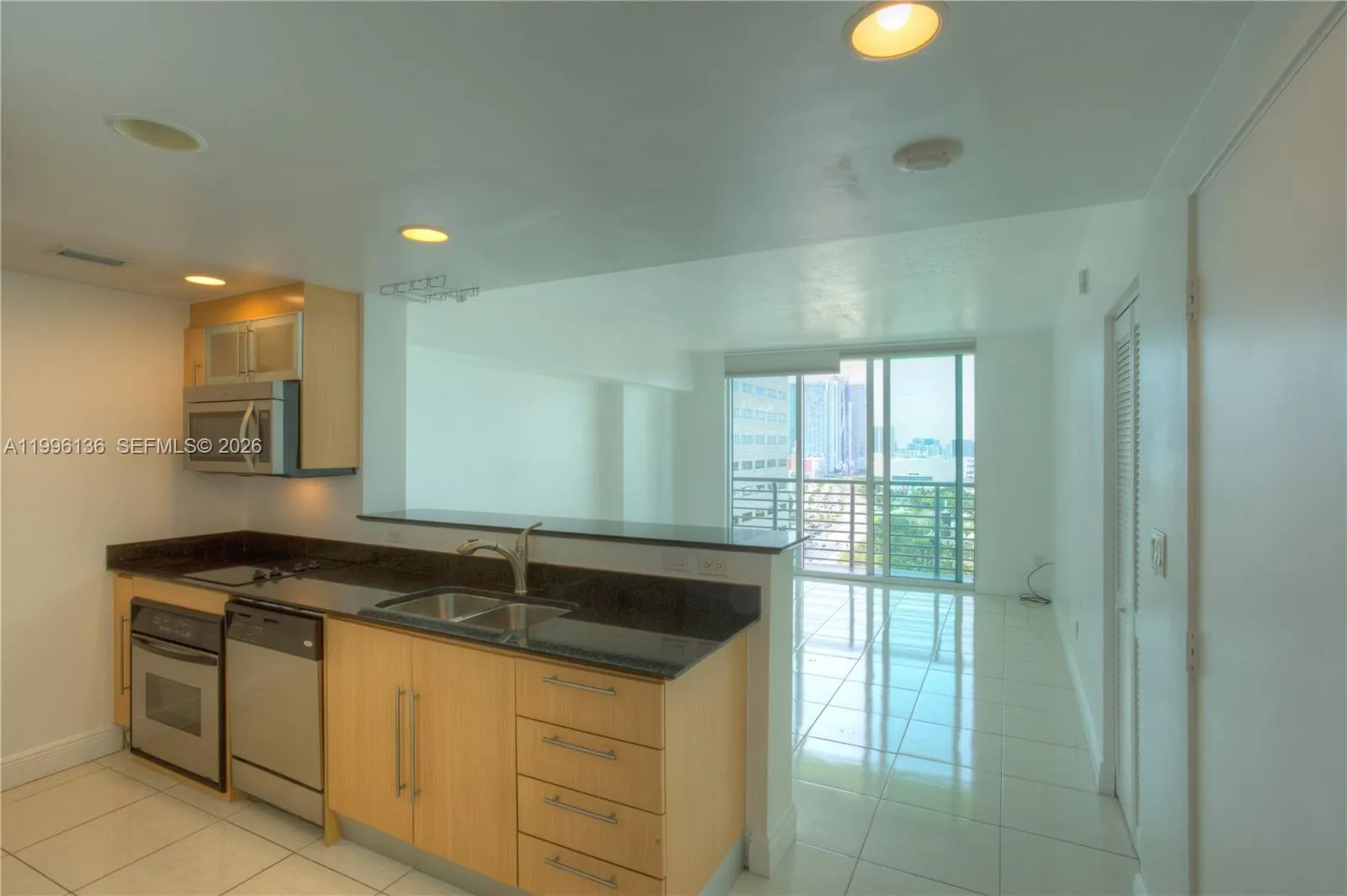 325 S Biscayne Blvd 2320, Miami, Florida 33131, Miami, Florida 33131, 1 Bedroom Bedrooms, ,1 BathroomBathrooms,Residential Lease,For Rent,325 S Biscayne Blvd 2320, Miami, Florida 33131,A11996136