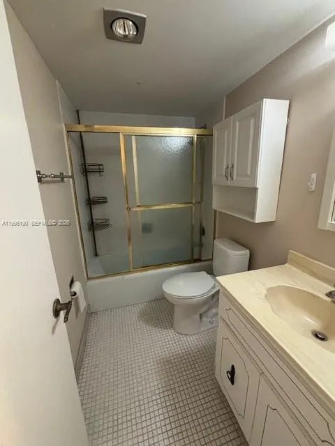 9050 Jacaranda Ln 8, Plantation, Florida 33324, Plantation, Florida 33324, 1 Bedroom Bedrooms, ,1 BathroomBathrooms,Residential Lease,For Rent,9050 Jacaranda Ln 8, Plantation, Florida 33324,A11996190