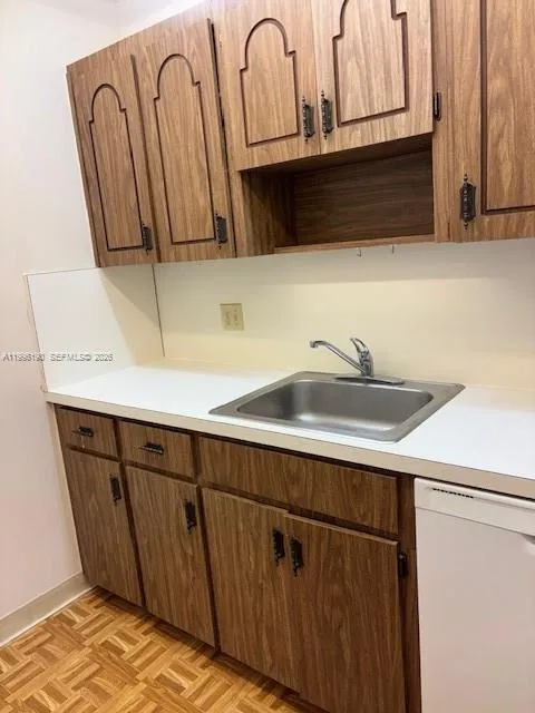 9050 Jacaranda Ln 8, Plantation, Florida 33324, Plantation, Florida 33324, 1 Bedroom Bedrooms, ,1 BathroomBathrooms,Residential Lease,For Rent,9050 Jacaranda Ln 8, Plantation, Florida 33324,A11996190