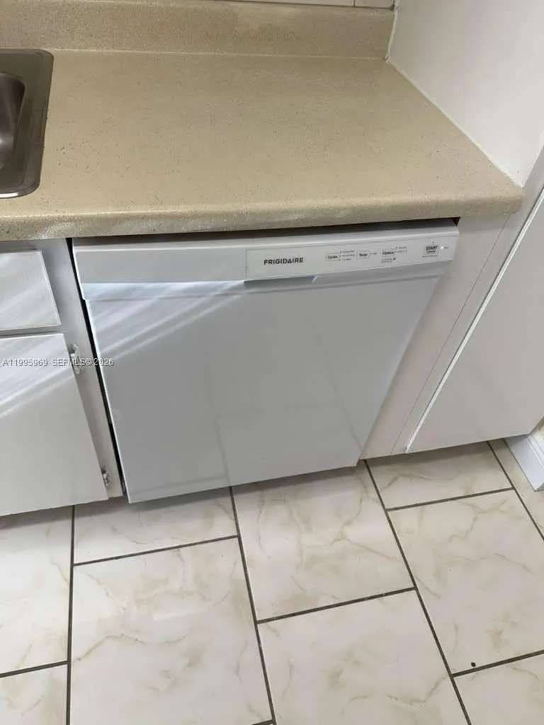 4085 Nw 87th Ave 4085, Sunrise, Florida 33351, Sunrise, Florida 33351, 1 Bedroom Bedrooms, ,1 BathroomBathrooms,Residential Lease,For Rent,4085 Nw 87th Ave 4085, Sunrise, Florida 33351,A11995969