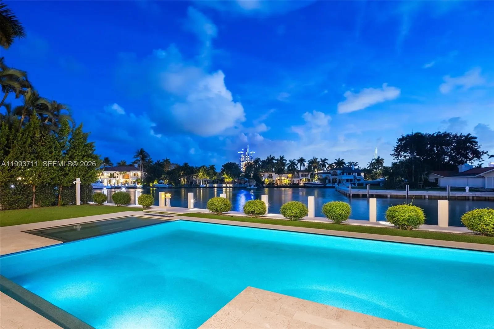 2560 Del Lago Dr, Fort Lauderdale, Florida 33316, Fort Lauderdale, Florida 33316, 6 Bedrooms Bedrooms, ,7 BathroomsBathrooms,Residential,For Sale,2560 Del Lago Dr, Fort Lauderdale, Florida 33316,A11993711