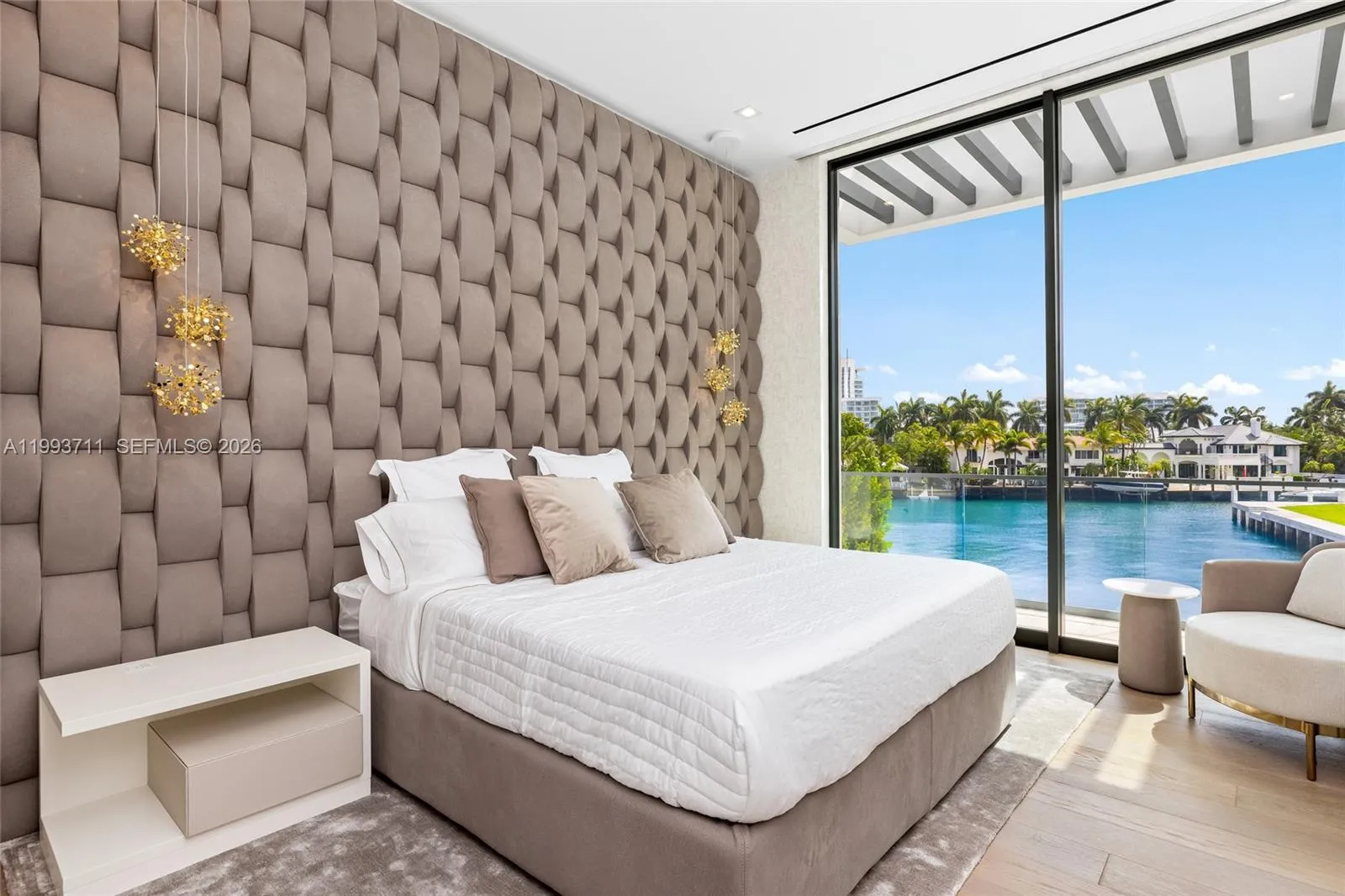 2560 Del Lago Dr, Fort Lauderdale, Florida 33316, Fort Lauderdale, Florida 33316, 6 Bedrooms Bedrooms, ,7 BathroomsBathrooms,Residential,For Sale,2560 Del Lago Dr, Fort Lauderdale, Florida 33316,A11993711