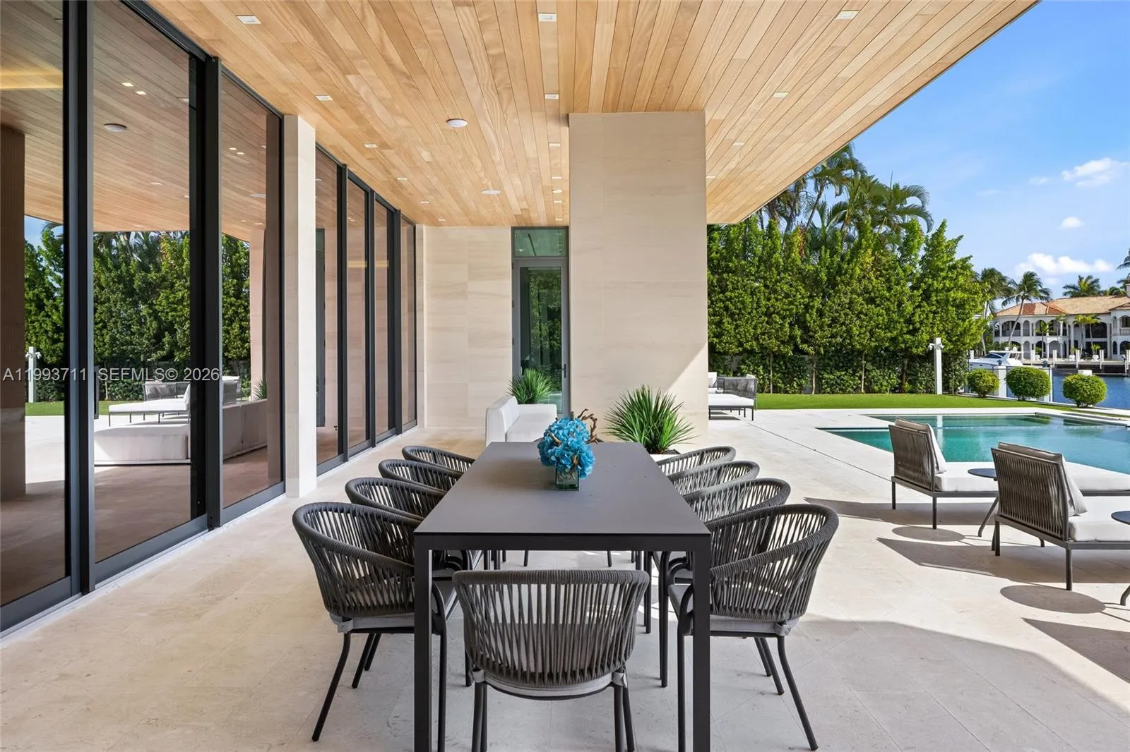 2560 Del Lago Dr, Fort Lauderdale, Florida 33316, Fort Lauderdale, Florida 33316, 6 Bedrooms Bedrooms, ,7 BathroomsBathrooms,Residential,For Sale,2560 Del Lago Dr, Fort Lauderdale, Florida 33316,A11993711