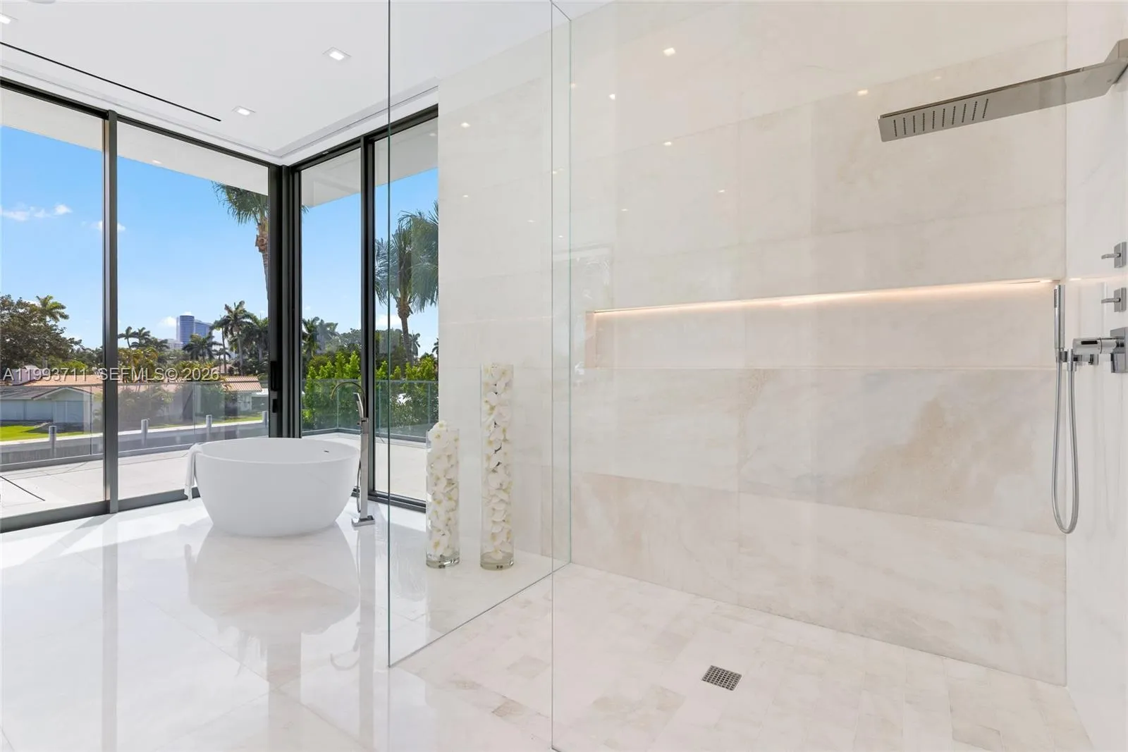 2560 Del Lago Dr, Fort Lauderdale, Florida 33316, Fort Lauderdale, Florida 33316, 6 Bedrooms Bedrooms, ,7 BathroomsBathrooms,Residential,For Sale,2560 Del Lago Dr, Fort Lauderdale, Florida 33316,A11993711