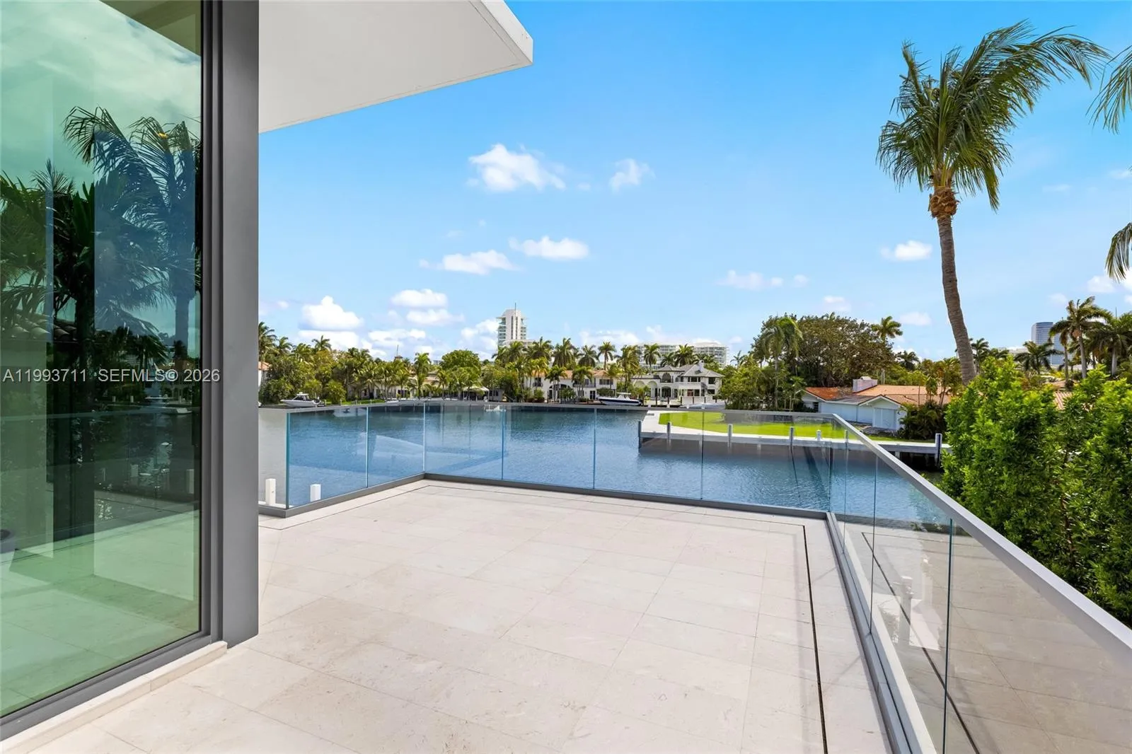 2560 Del Lago Dr, Fort Lauderdale, Florida 33316, Fort Lauderdale, Florida 33316, 6 Bedrooms Bedrooms, ,7 BathroomsBathrooms,Residential,For Sale,2560 Del Lago Dr, Fort Lauderdale, Florida 33316,A11993711