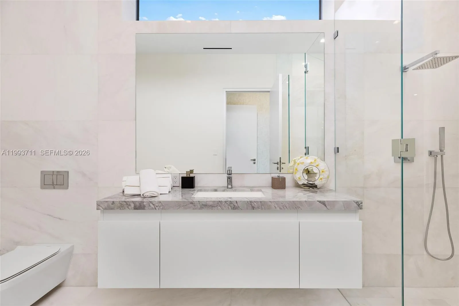 2560 Del Lago Dr, Fort Lauderdale, Florida 33316, Fort Lauderdale, Florida 33316, 6 Bedrooms Bedrooms, ,7 BathroomsBathrooms,Residential,For Sale,2560 Del Lago Dr, Fort Lauderdale, Florida 33316,A11993711