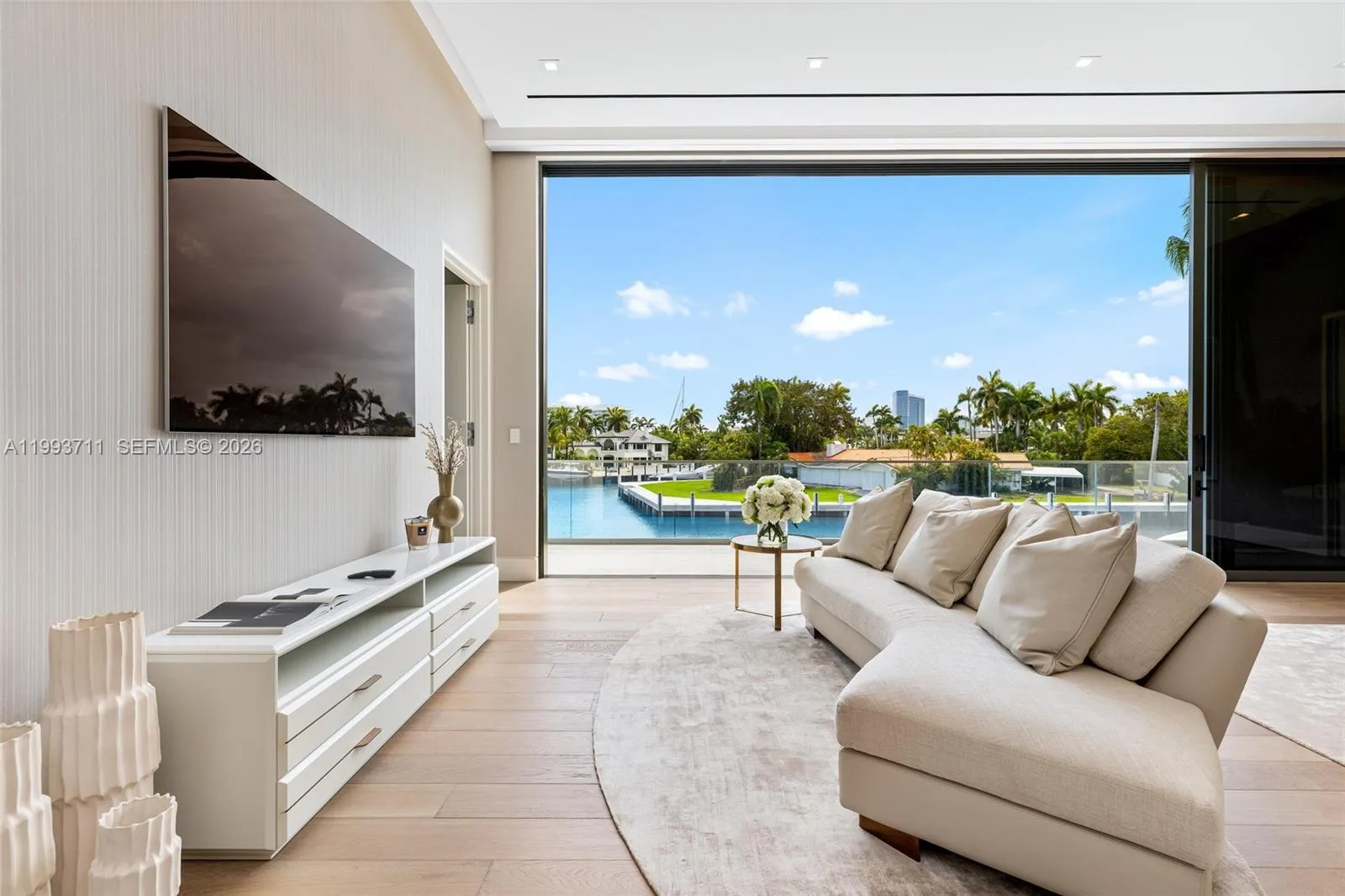 2560 Del Lago Dr, Fort Lauderdale, Florida 33316, Fort Lauderdale, Florida 33316, 6 Bedrooms Bedrooms, ,7 BathroomsBathrooms,Residential,For Sale,2560 Del Lago Dr, Fort Lauderdale, Florida 33316,A11993711