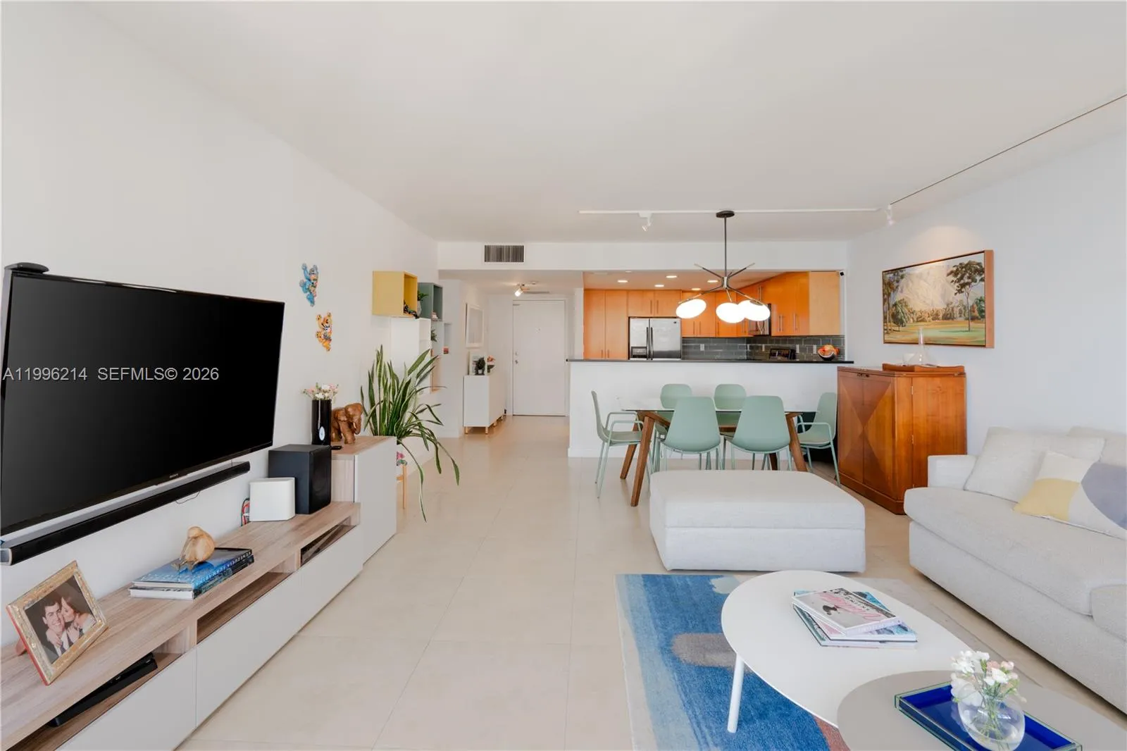 1925 Brickell Ave D2006, Miami, Florida 33129, Miami, Florida 33129, 2 Bedrooms Bedrooms, ,2 BathroomsBathrooms,Residential Lease,For Rent,1925 Brickell Ave D2006, Miami, Florida 33129,A11996214