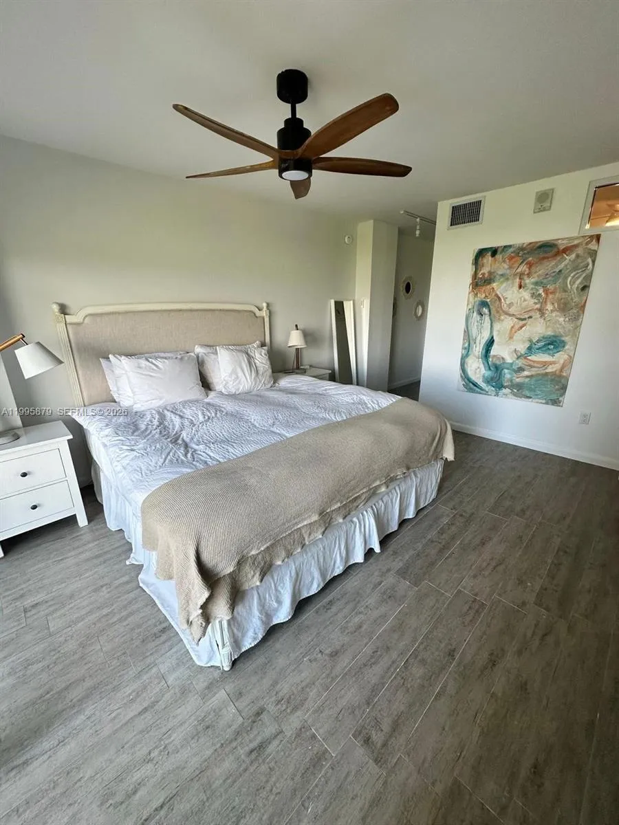 Key Biscayne, Florida 33149, 1 Bedroom Bedrooms, ,2 BathroomsBathrooms,Residential Lease,For Rent,A11995879