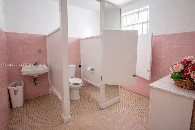 6891 Nw 13th Ave, Miami, Florida 33147, Miami, Florida 33147, ,Commercial Sale,For Sale,6891 Nw 13th Ave, Miami, Florida 33147,A11996238